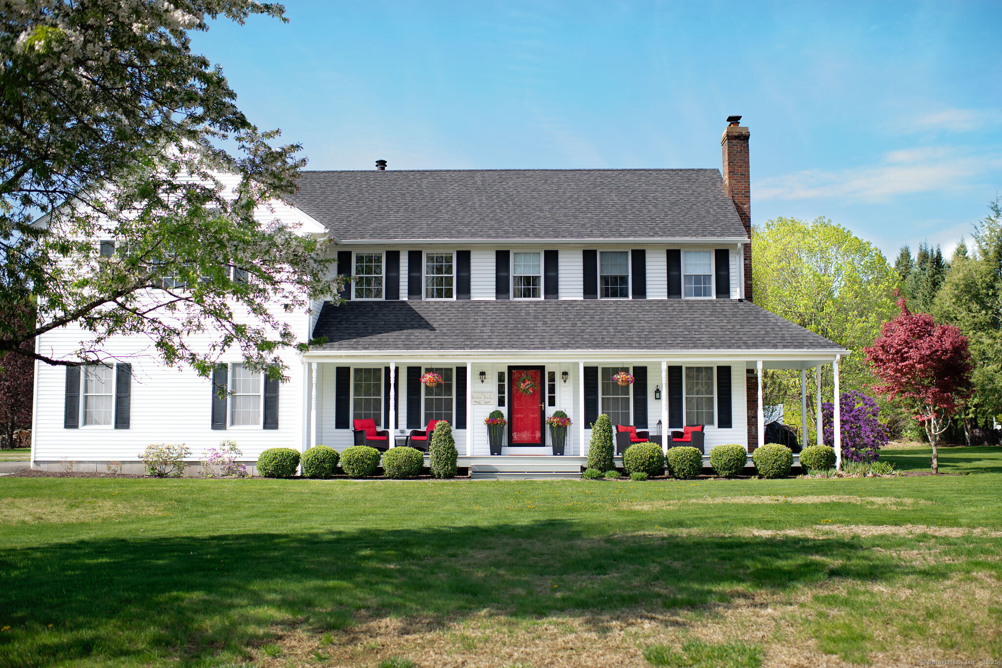 16 Fairgrounds Road