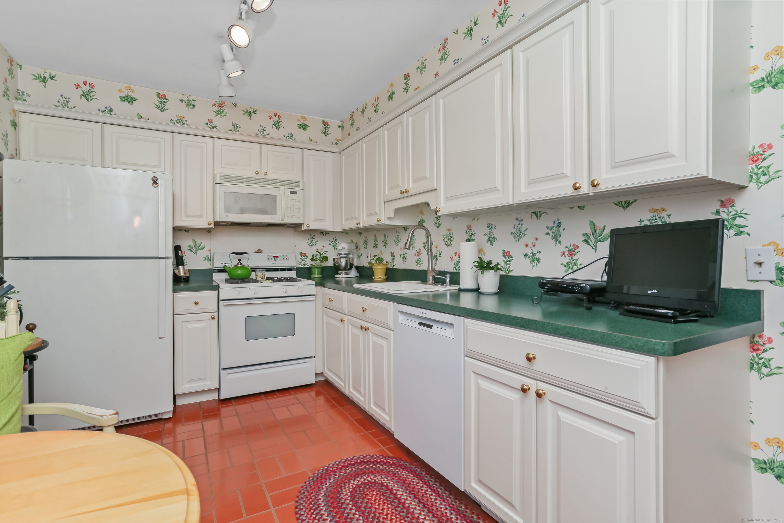 245 Unquowa Road APT 38