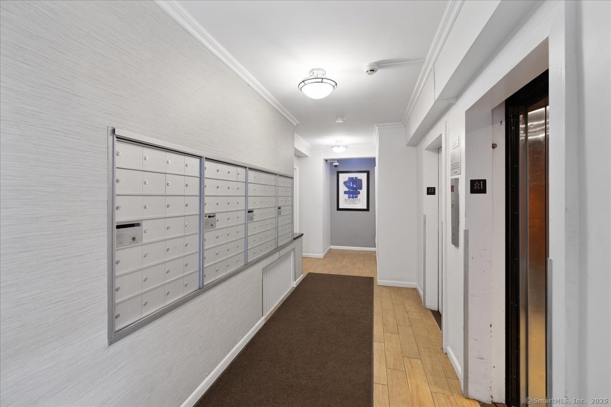700 Summer Street 1H