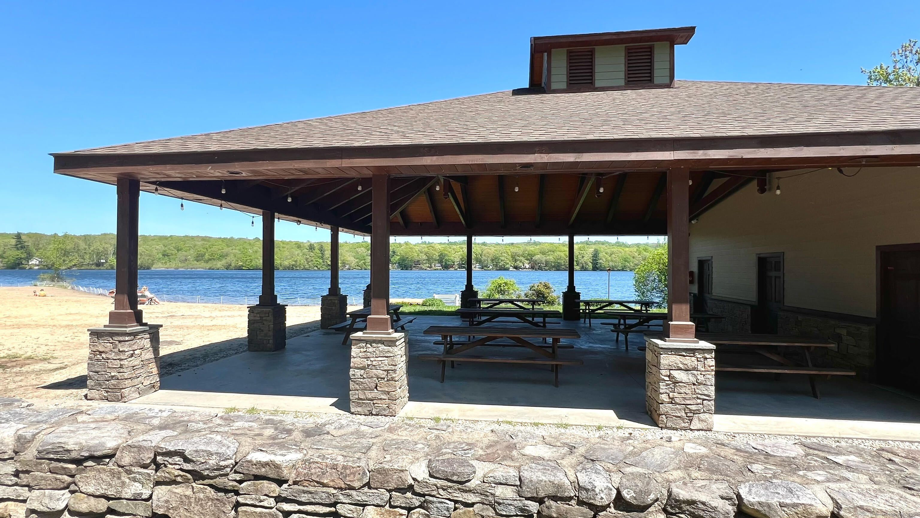 317 Lake Shore Drive