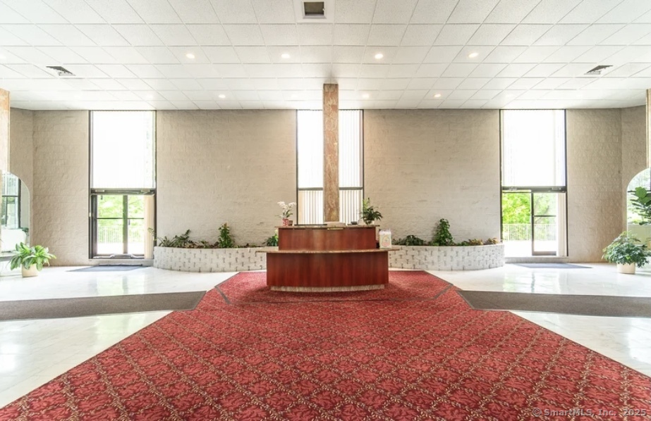 3200 Park Avenue 10A2