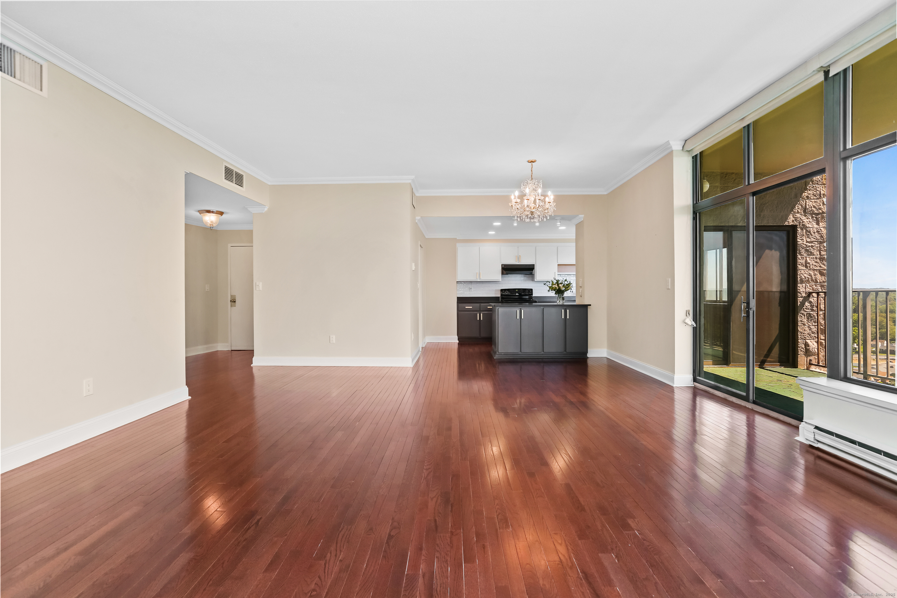 3200 Park Avenue 10A2