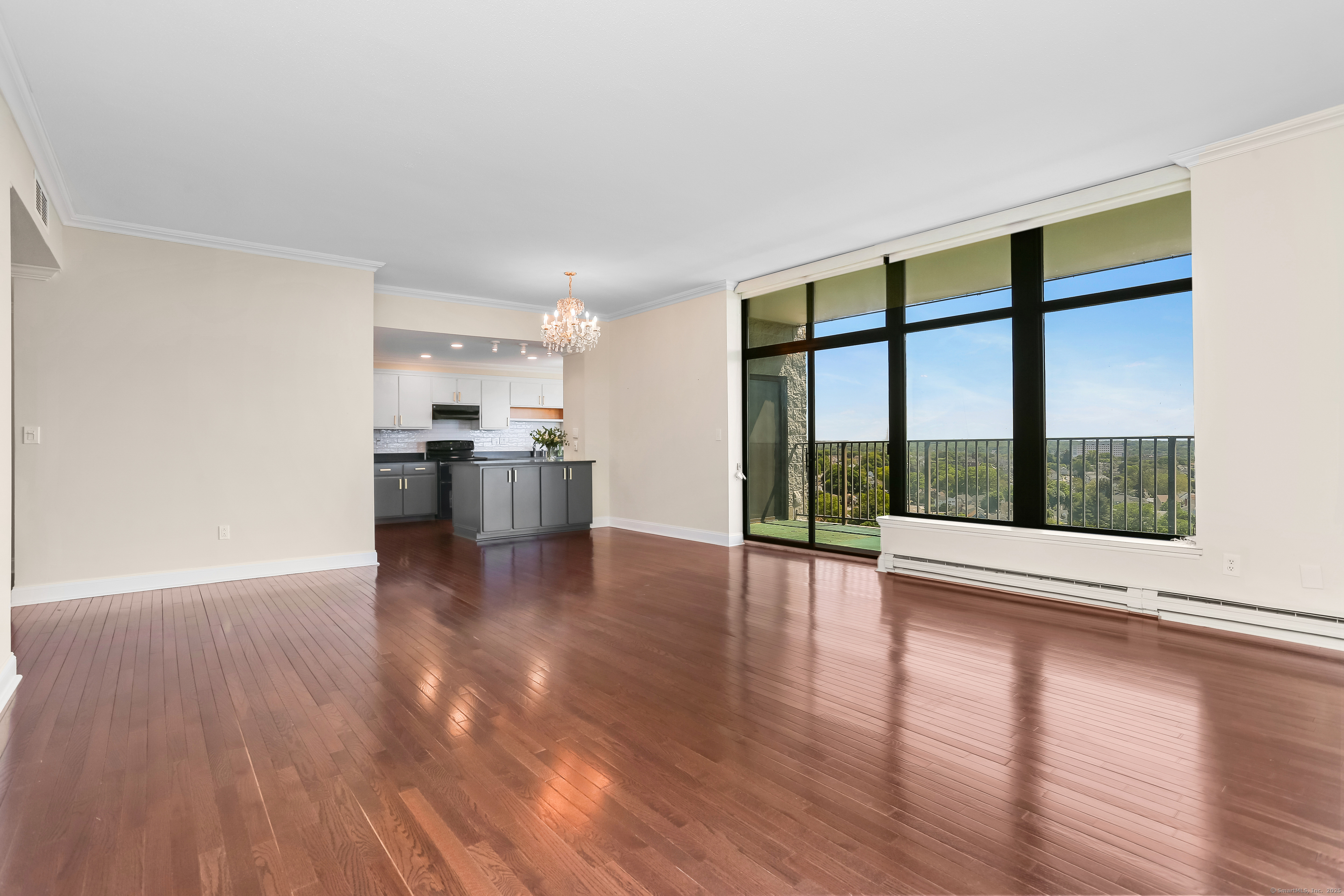 3200 Park Avenue 10A2
