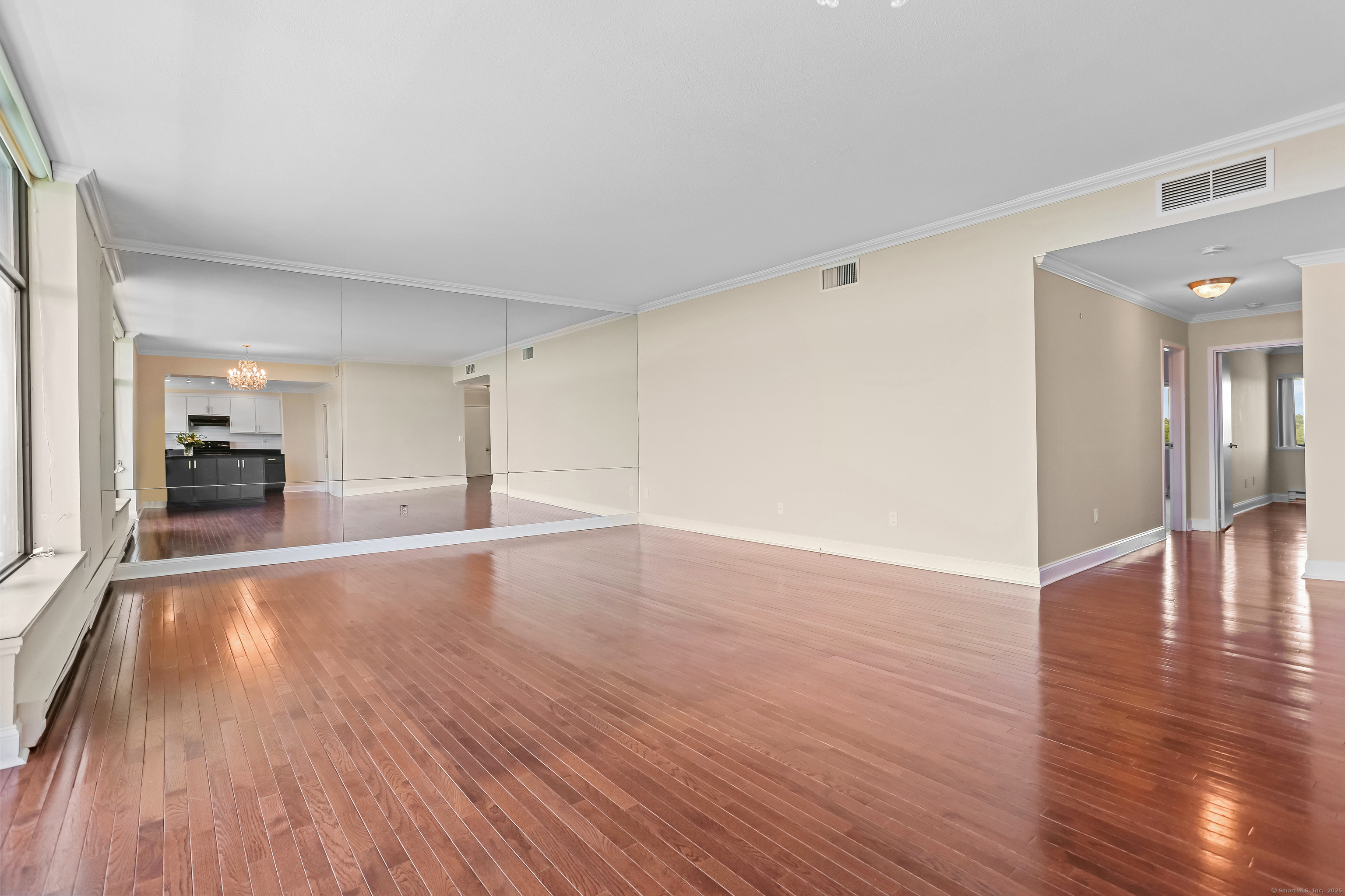 3200 Park Avenue 10A2