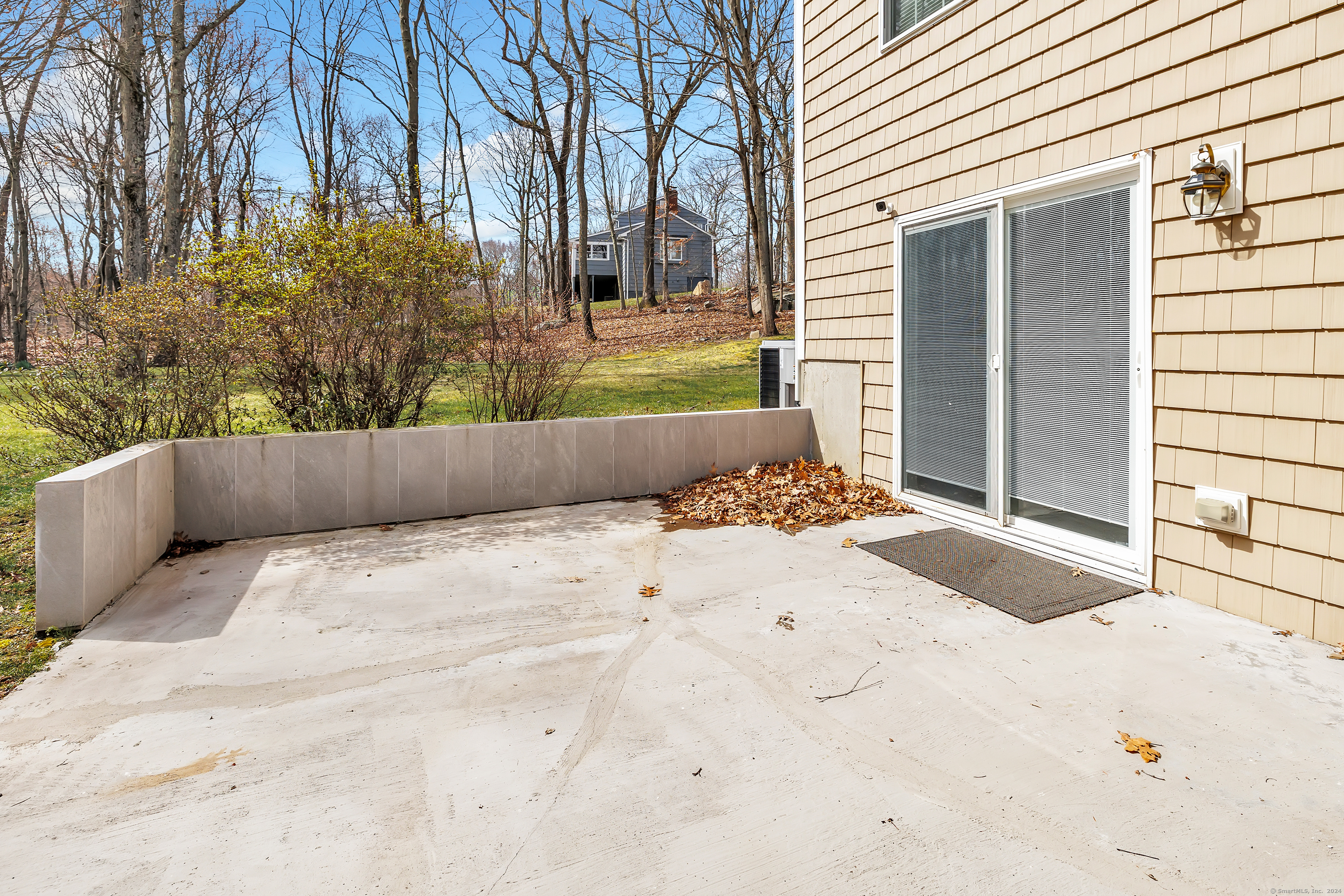 1620 North Peters Lane