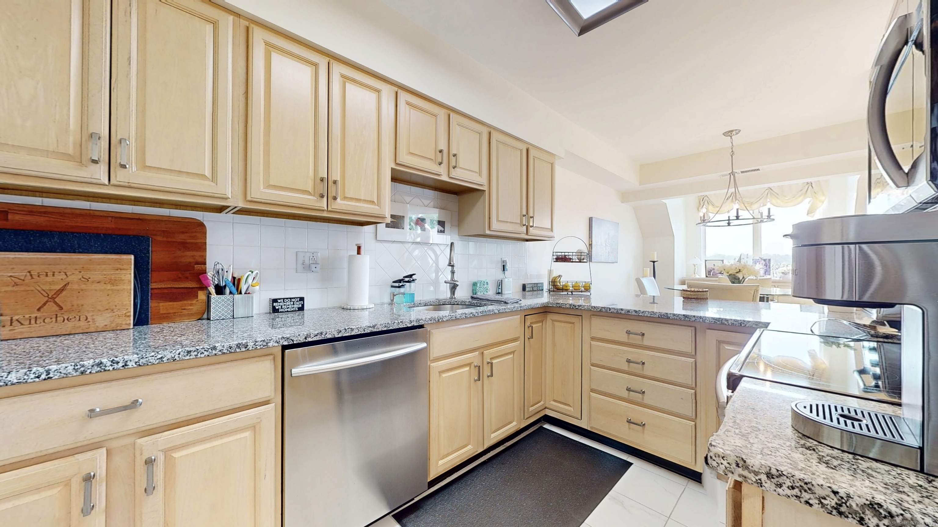 1231 Windward Road 1231