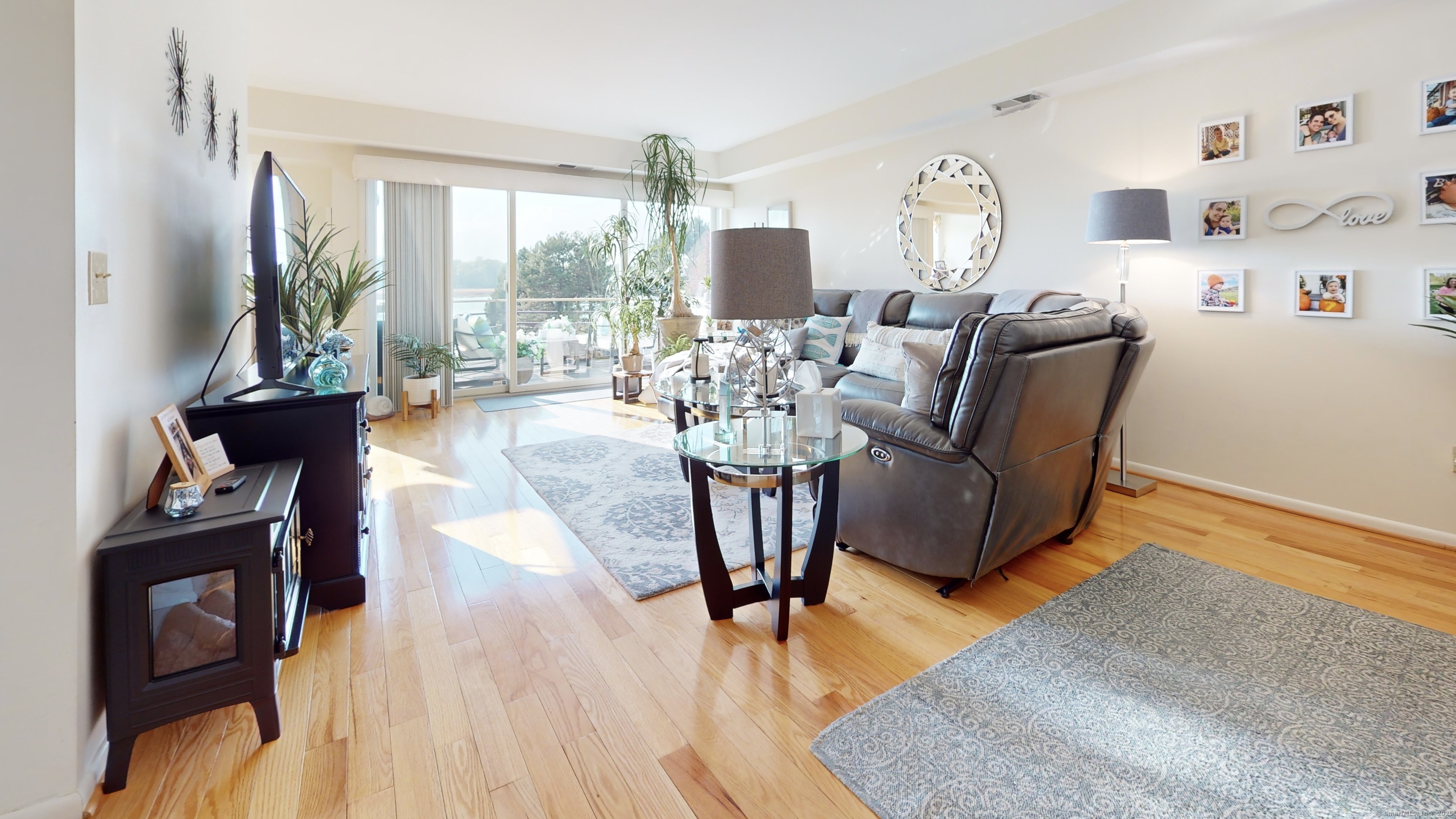 1231 Windward Road 1231