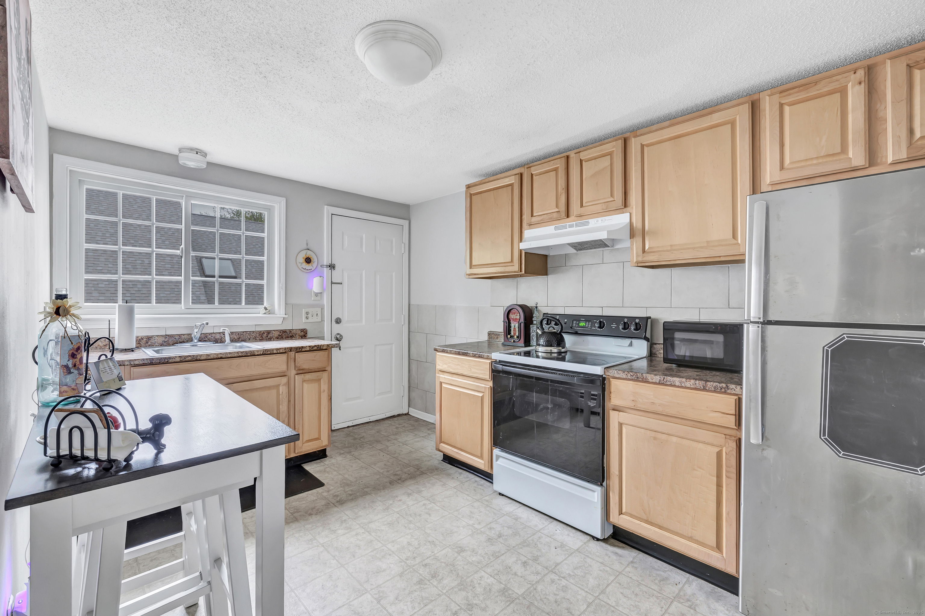 1 Grove Court 1