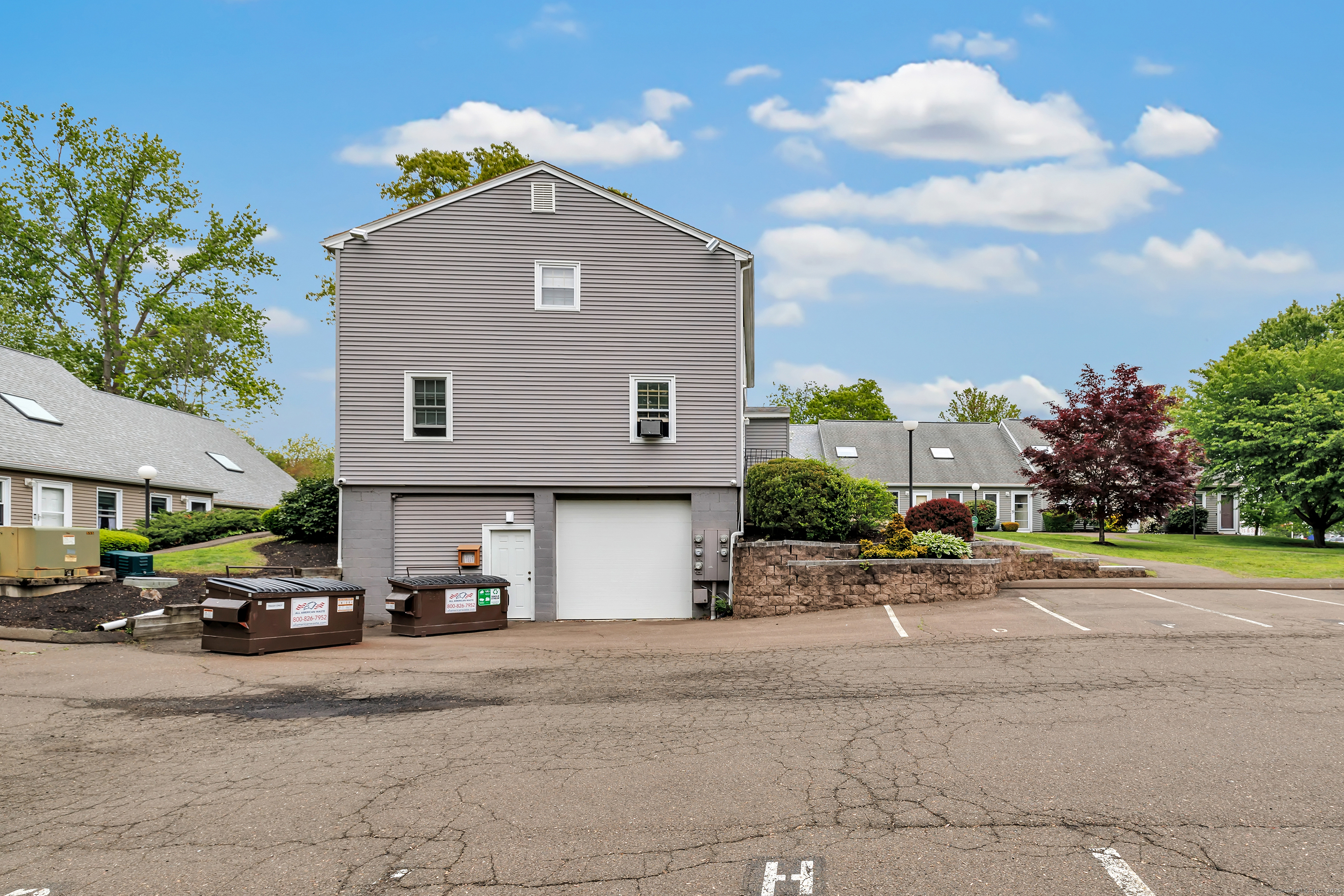 1 Grove Court 1
