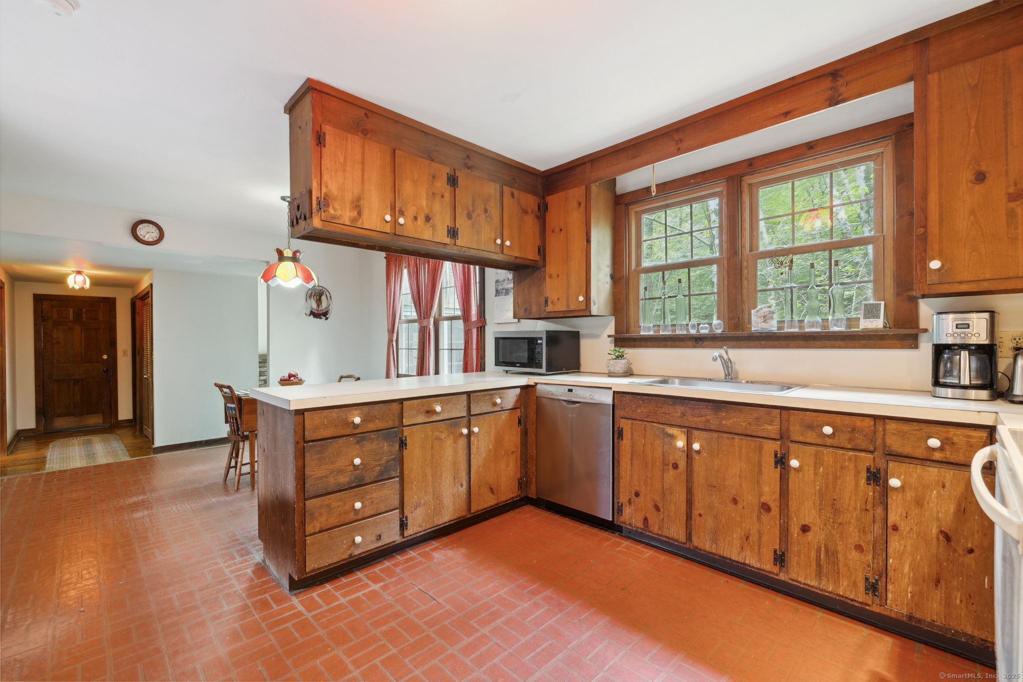 36 Valley Ridge Drive