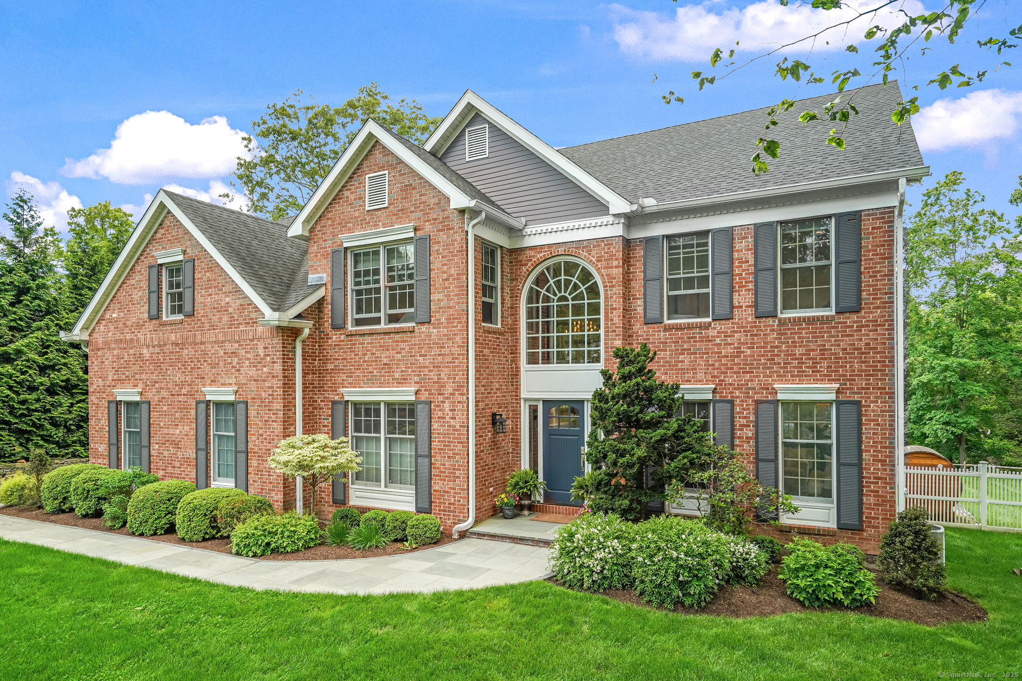 975 Flintlock Road