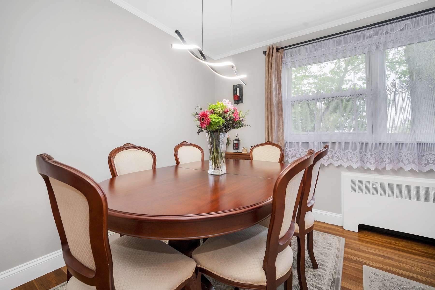 32 Courtland Avenue