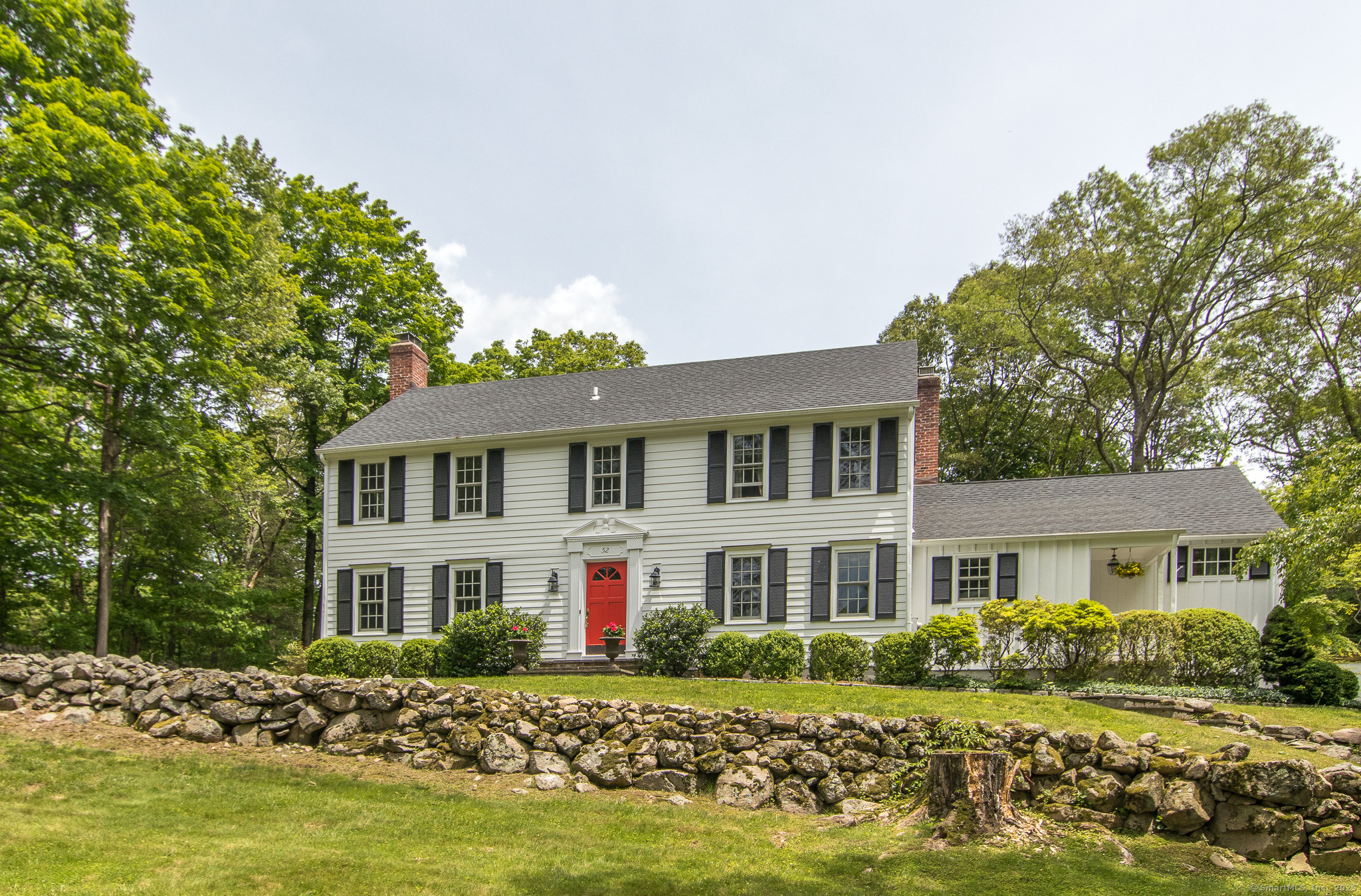 52 Edgewater Drive