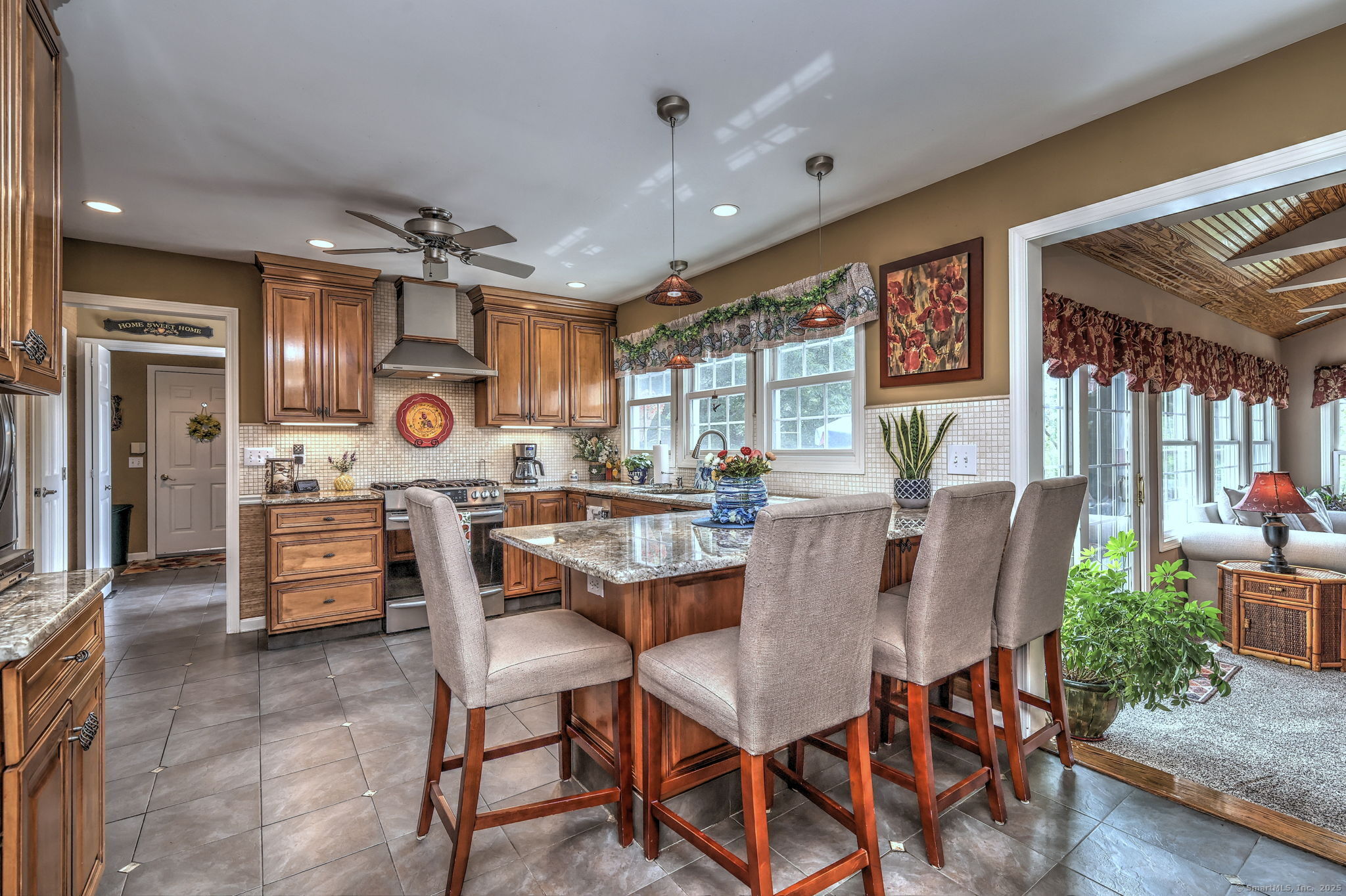 19 Old Colony Road 19