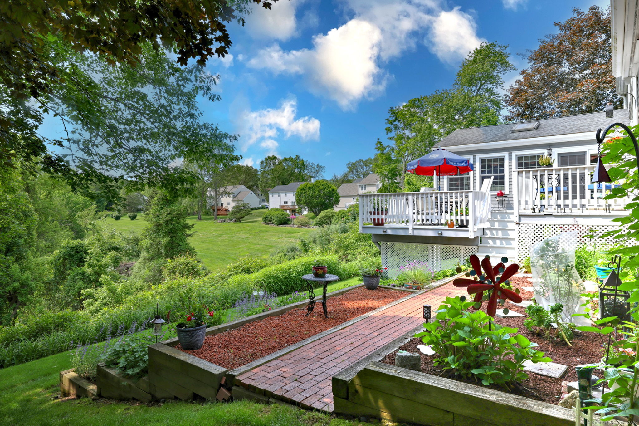 19 Old Colony Road 19