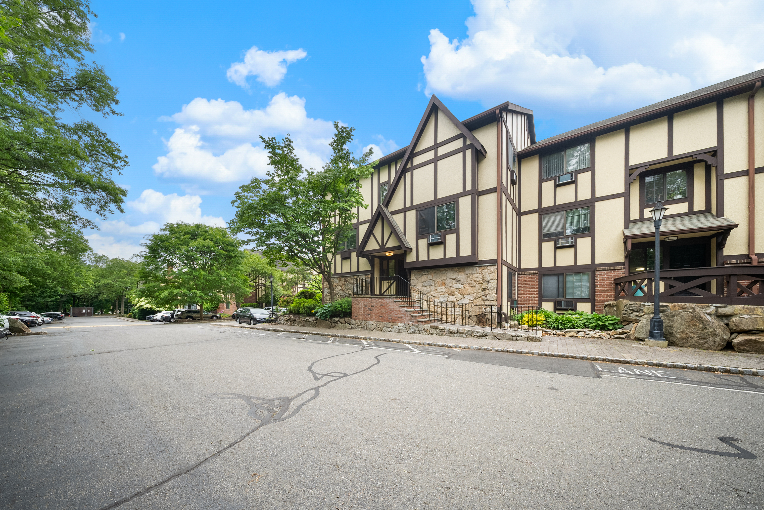 50 Aiken Street APT 463