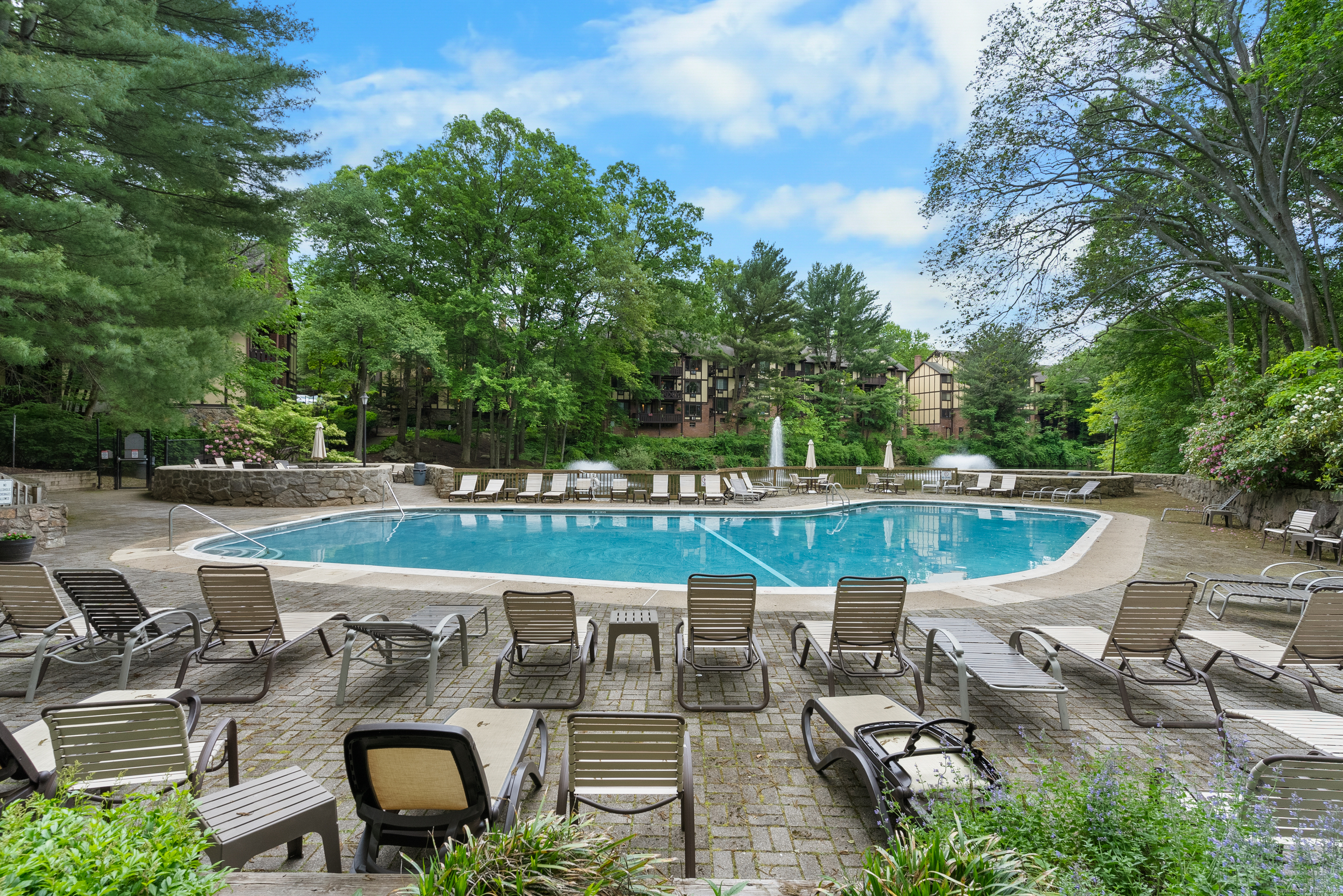 50 Aiken Street APT 463