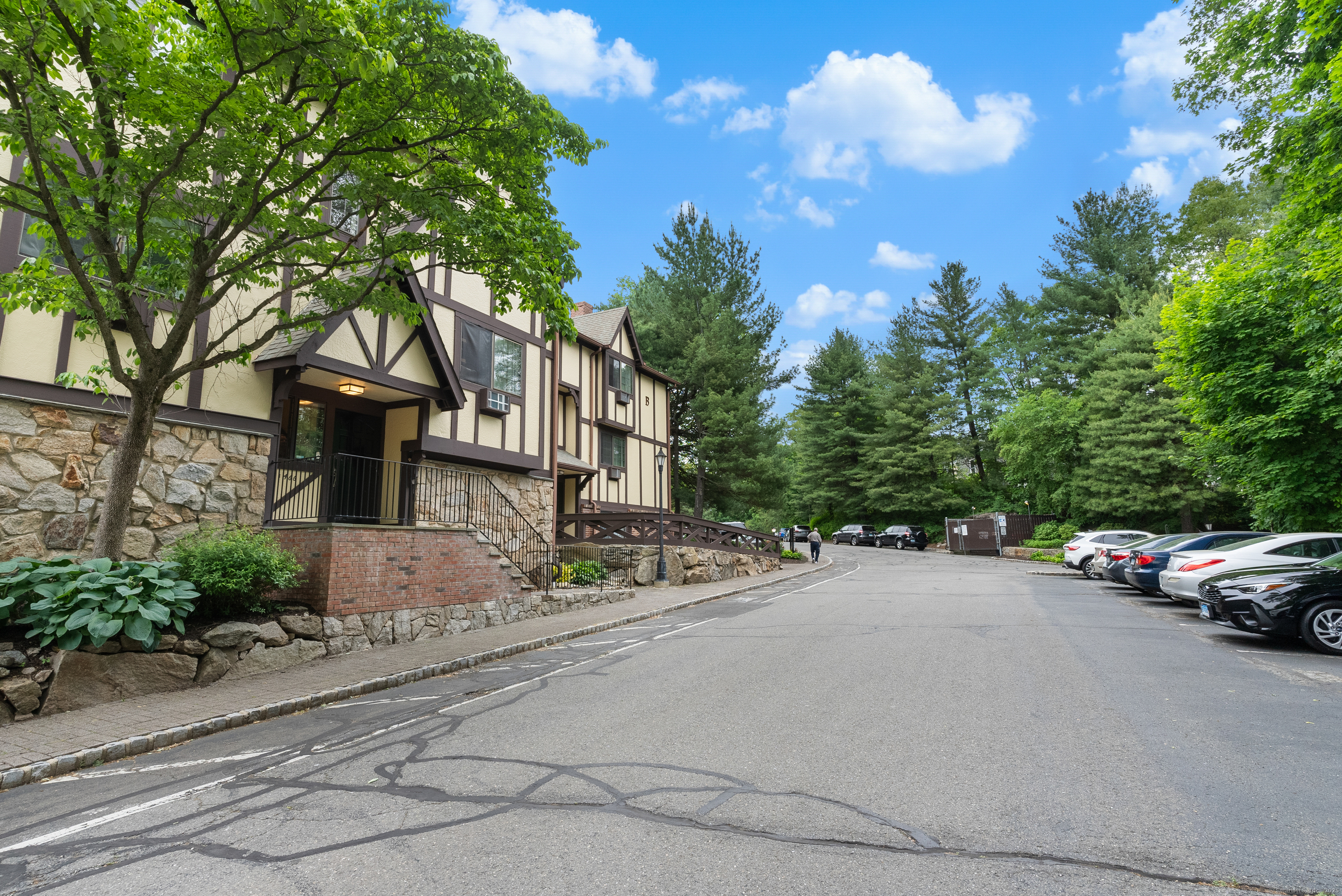 50 Aiken Street APT 463