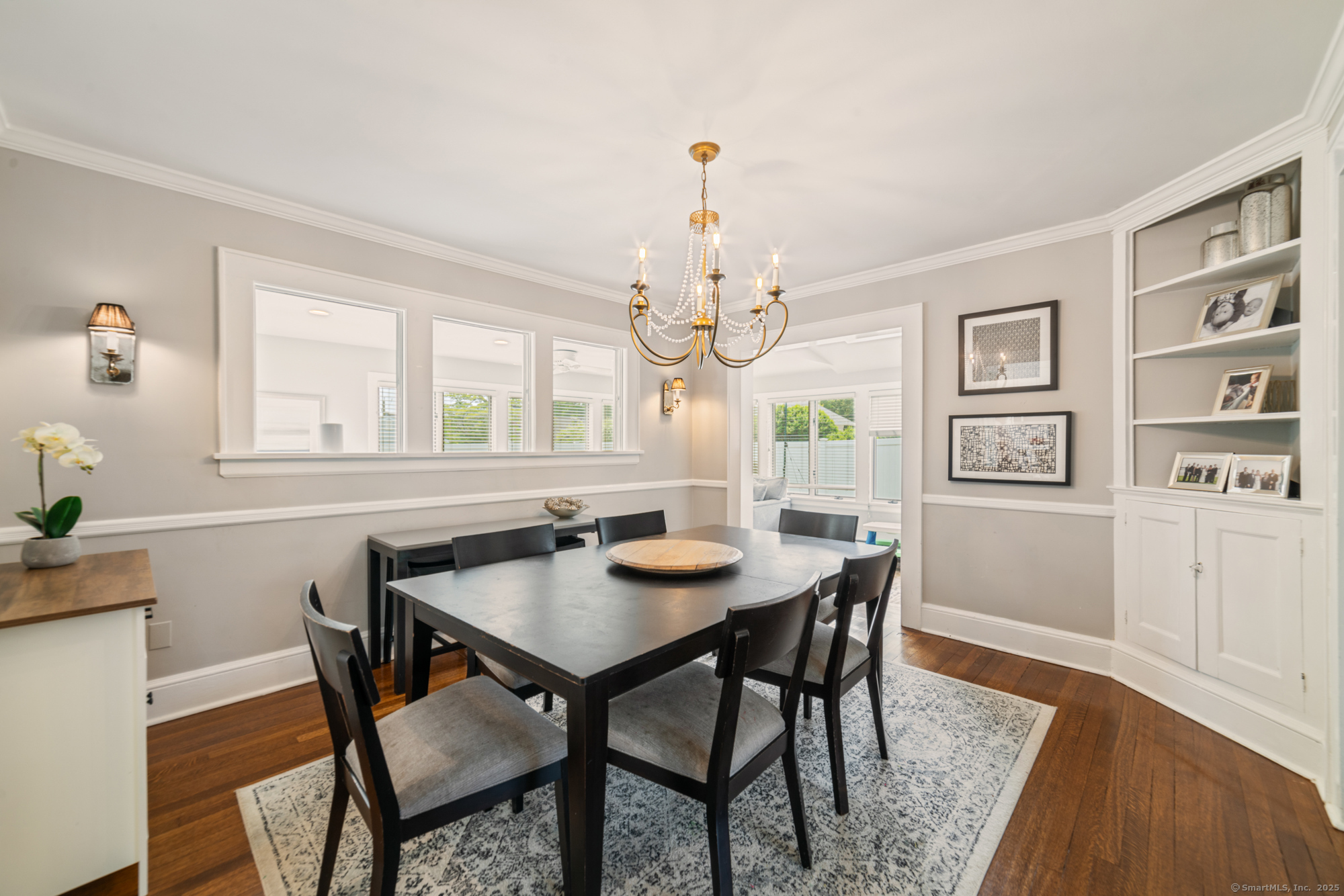 407 Meadowbrook Road