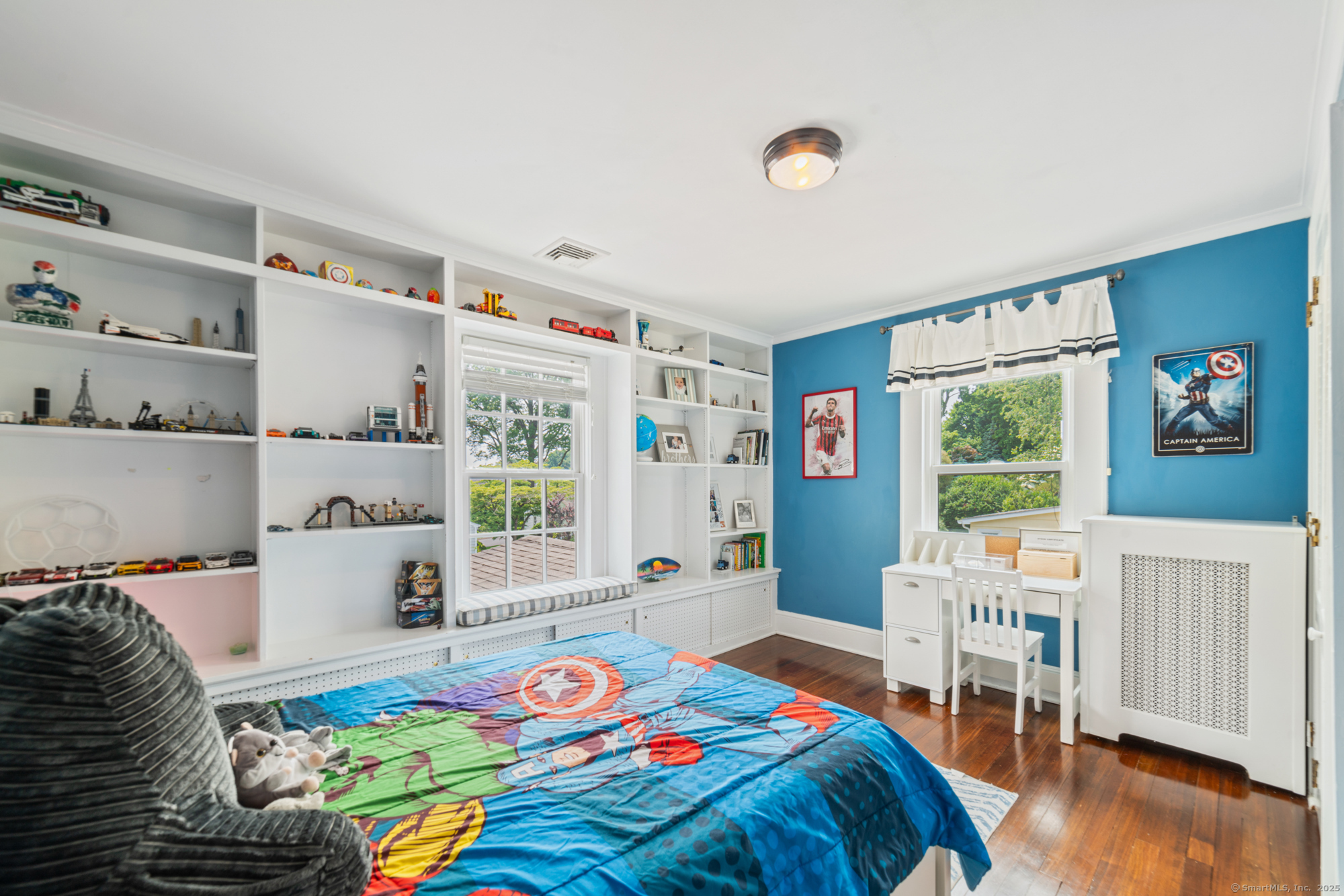 407 Meadowbrook Road