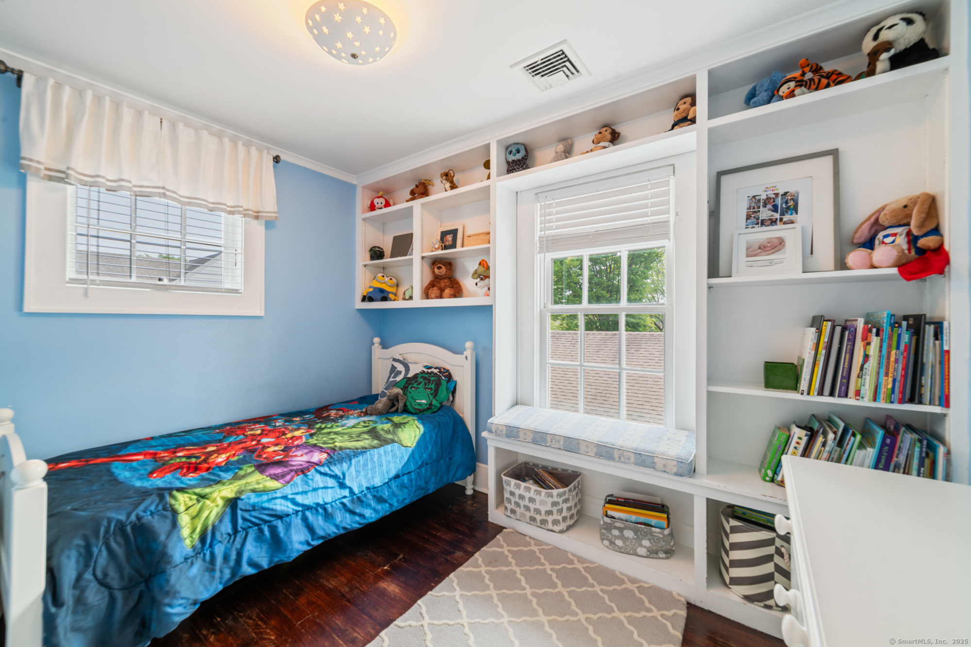 407 Meadowbrook Road
