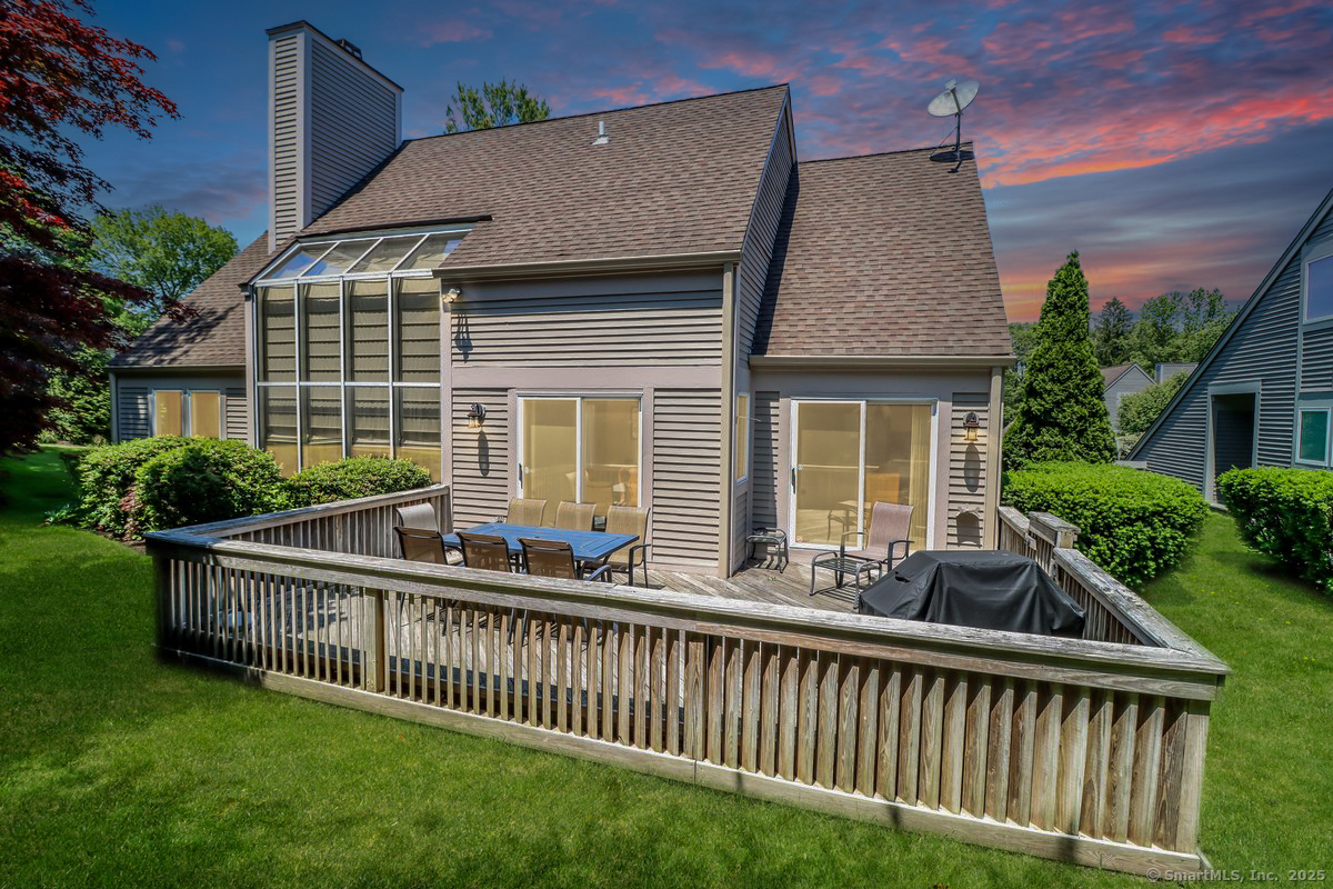 230 New Canaan Avenue APT 2