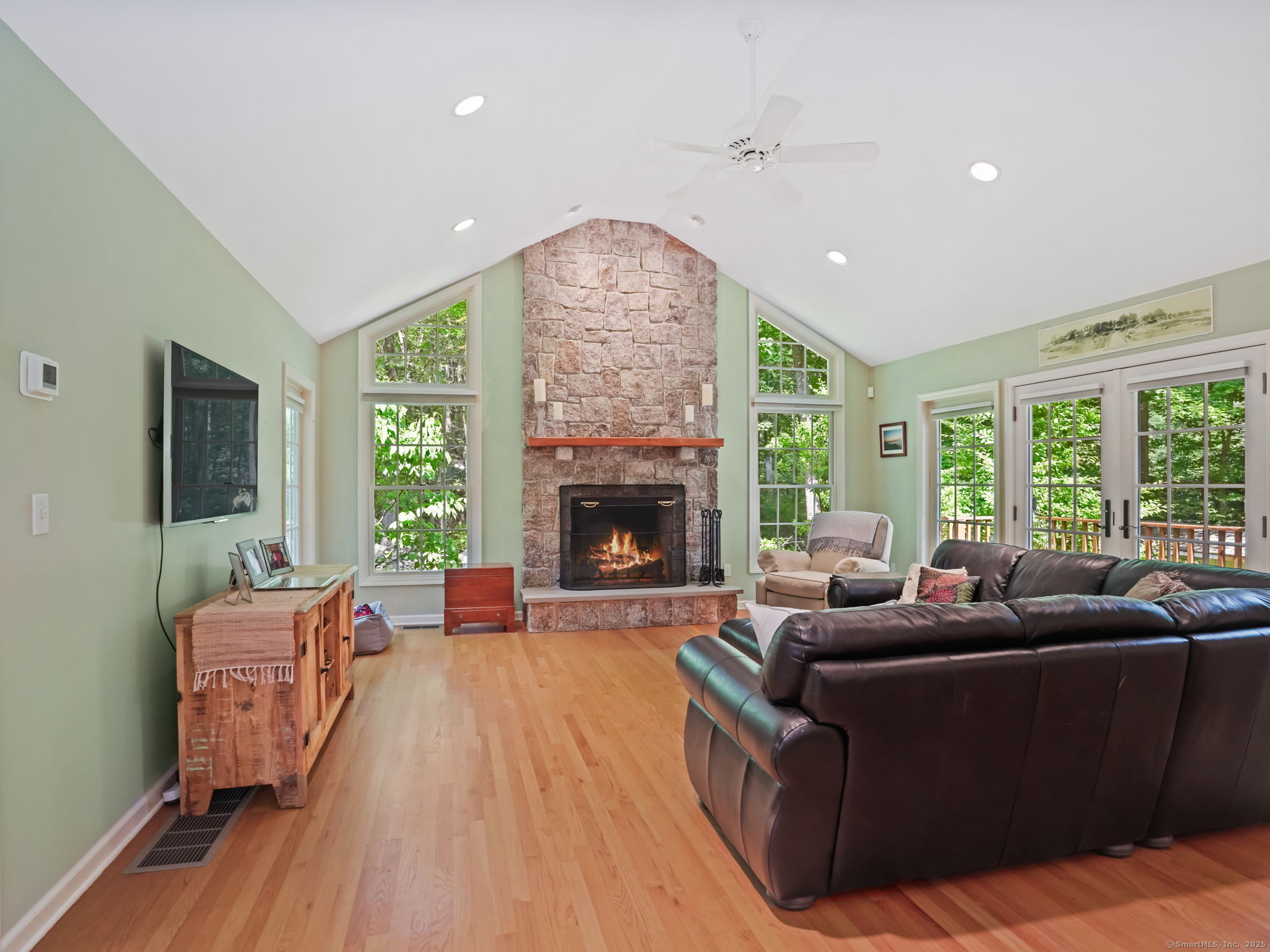 52 Grumman Avenue