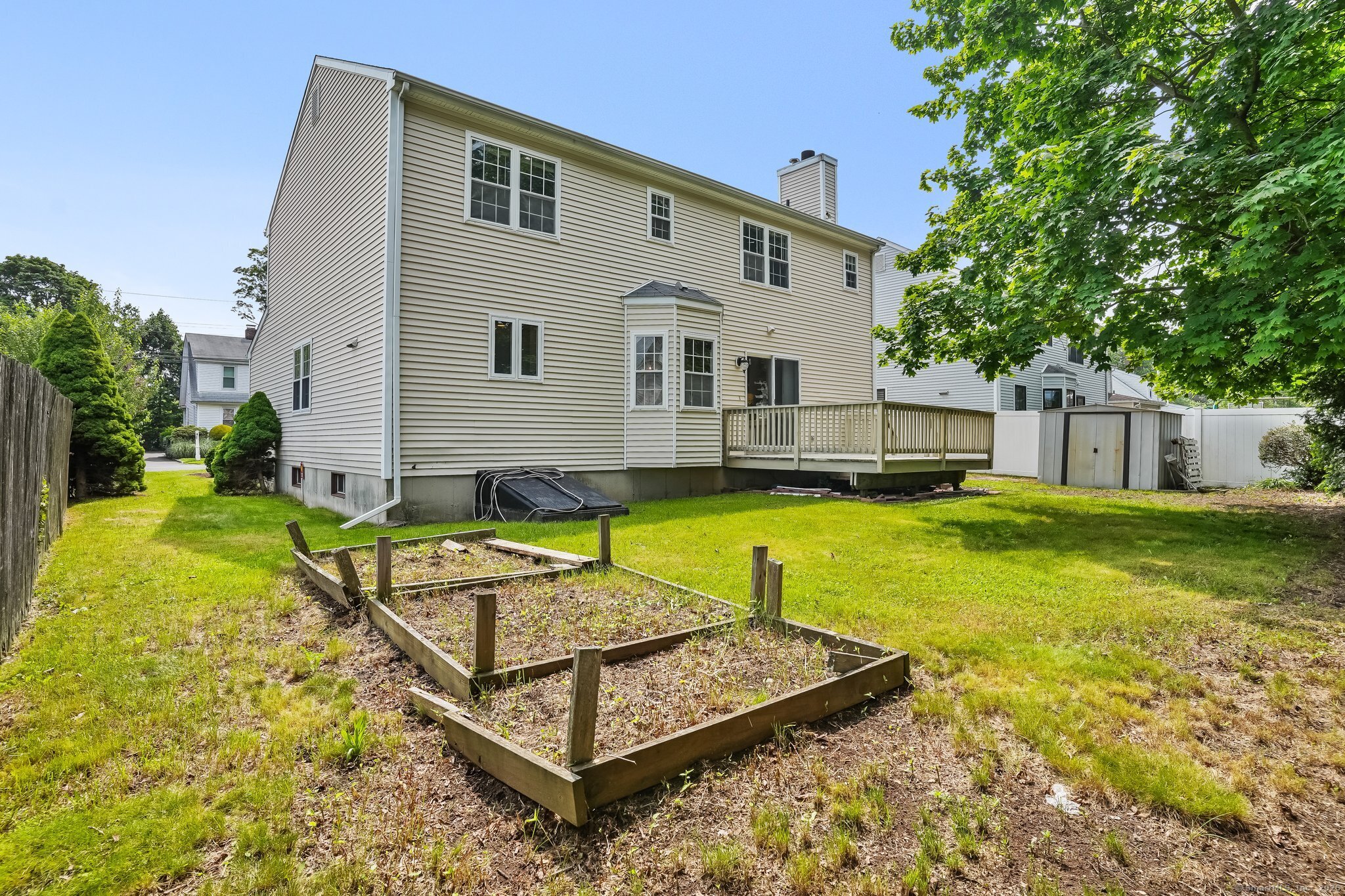 36 Lindbergh Street