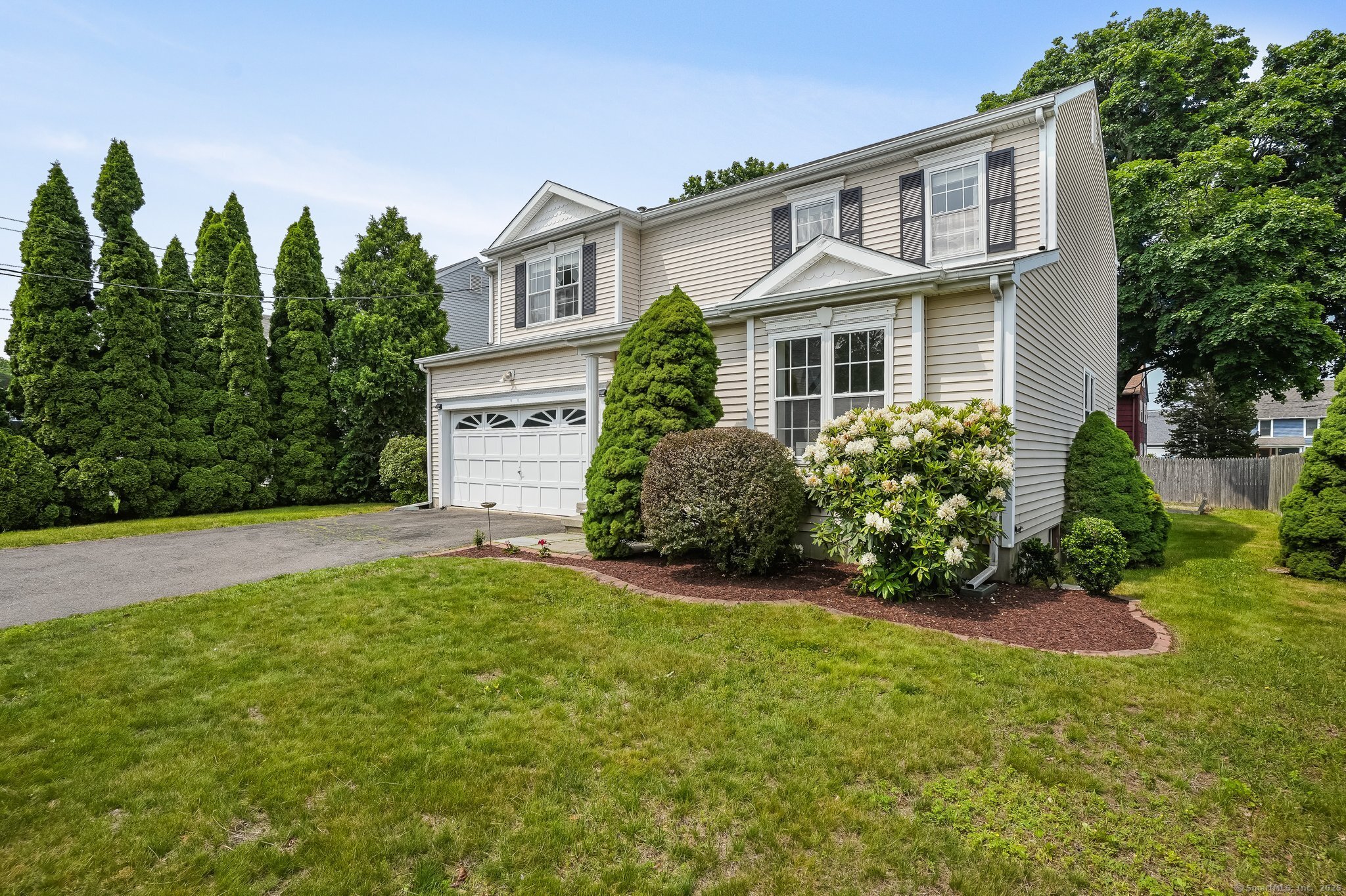 36 Lindbergh Street