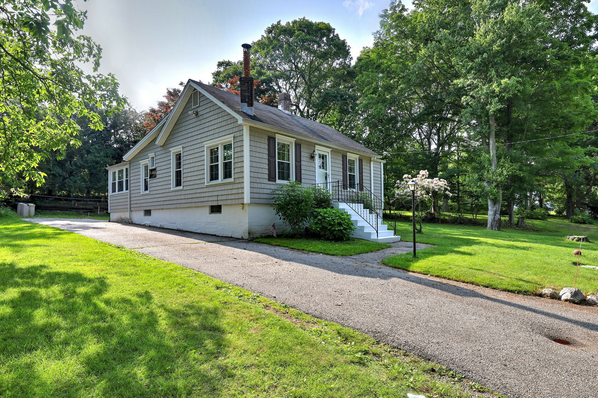 818 Alling Road