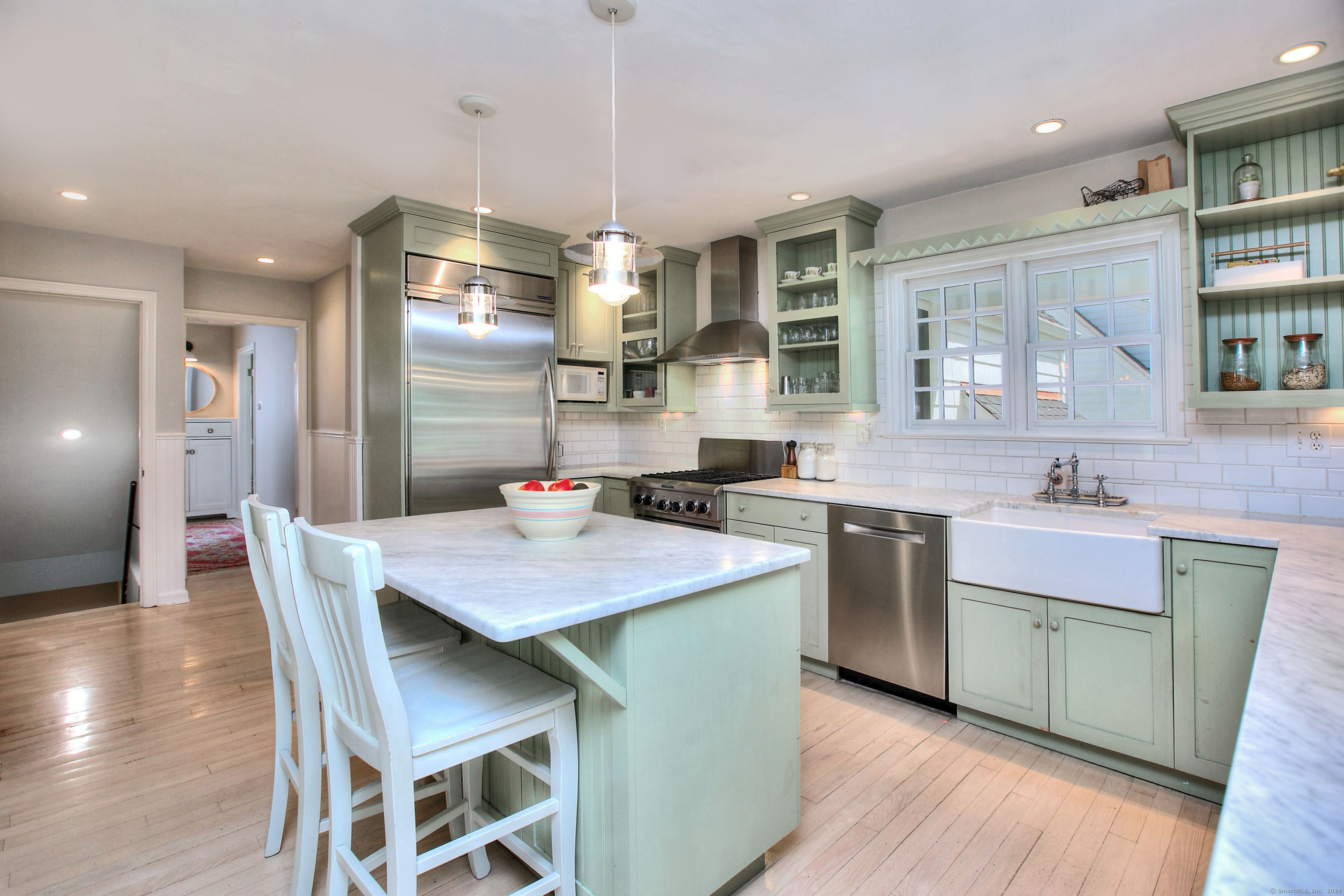 11 Treadwell Avenue