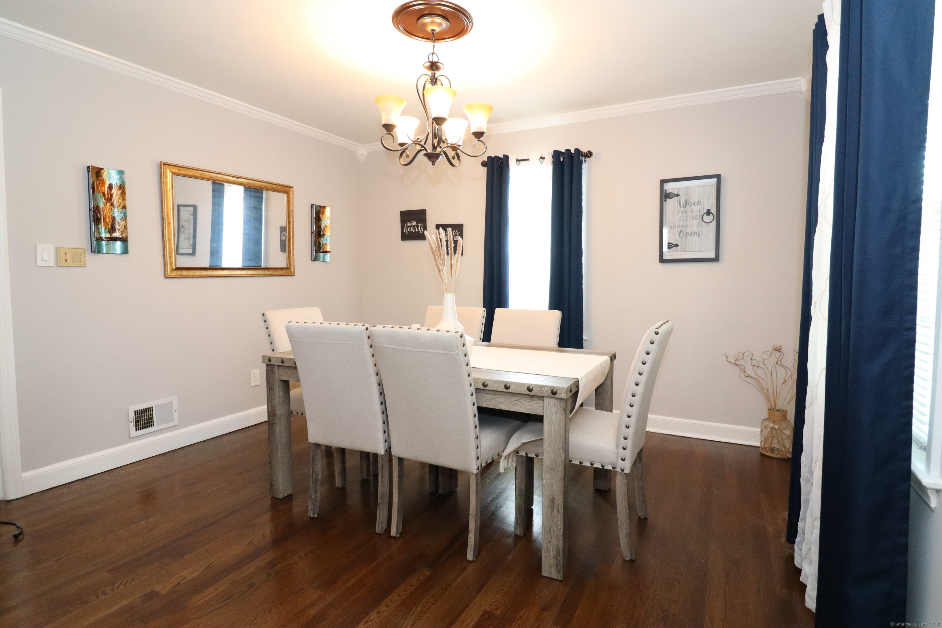 80 Longbranch Avenue