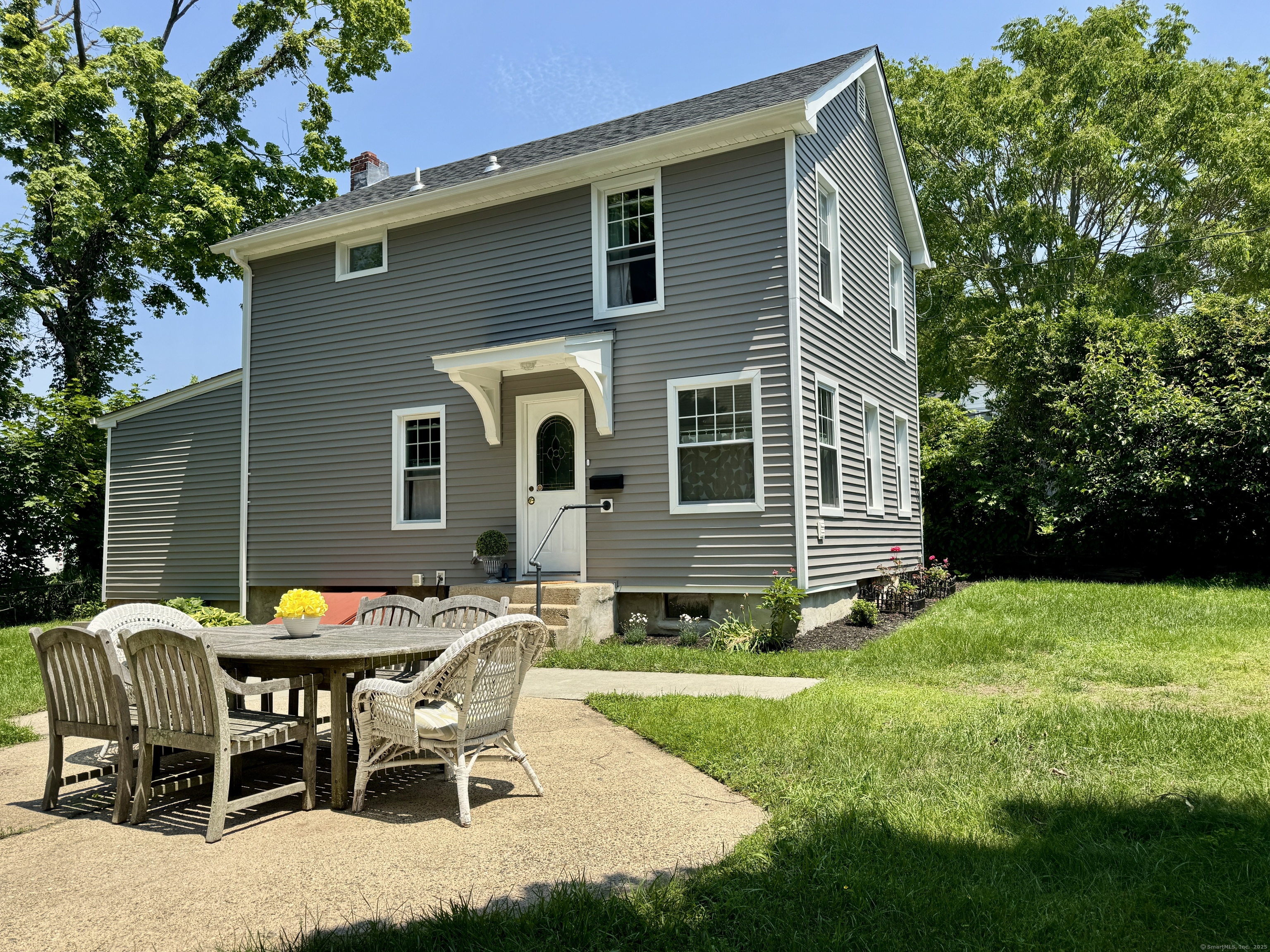 200 Meadow Street