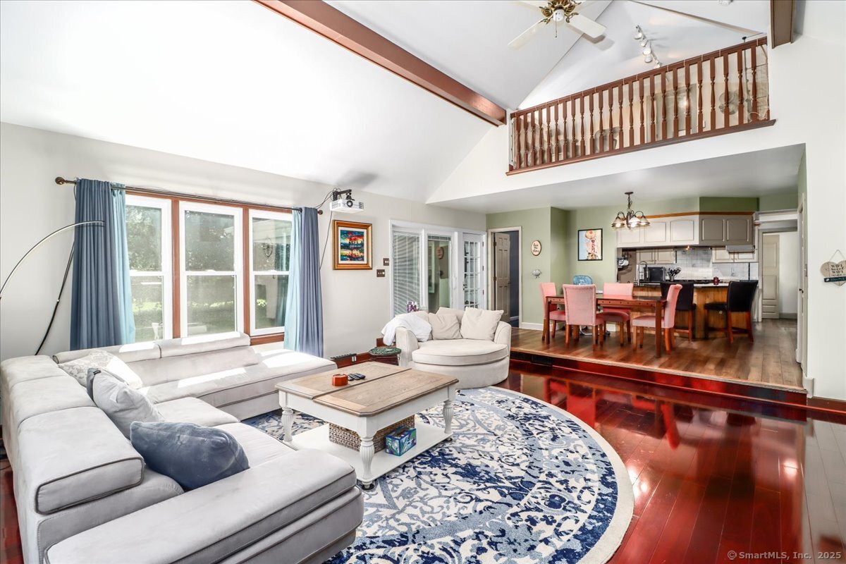 156 Killian Avenue