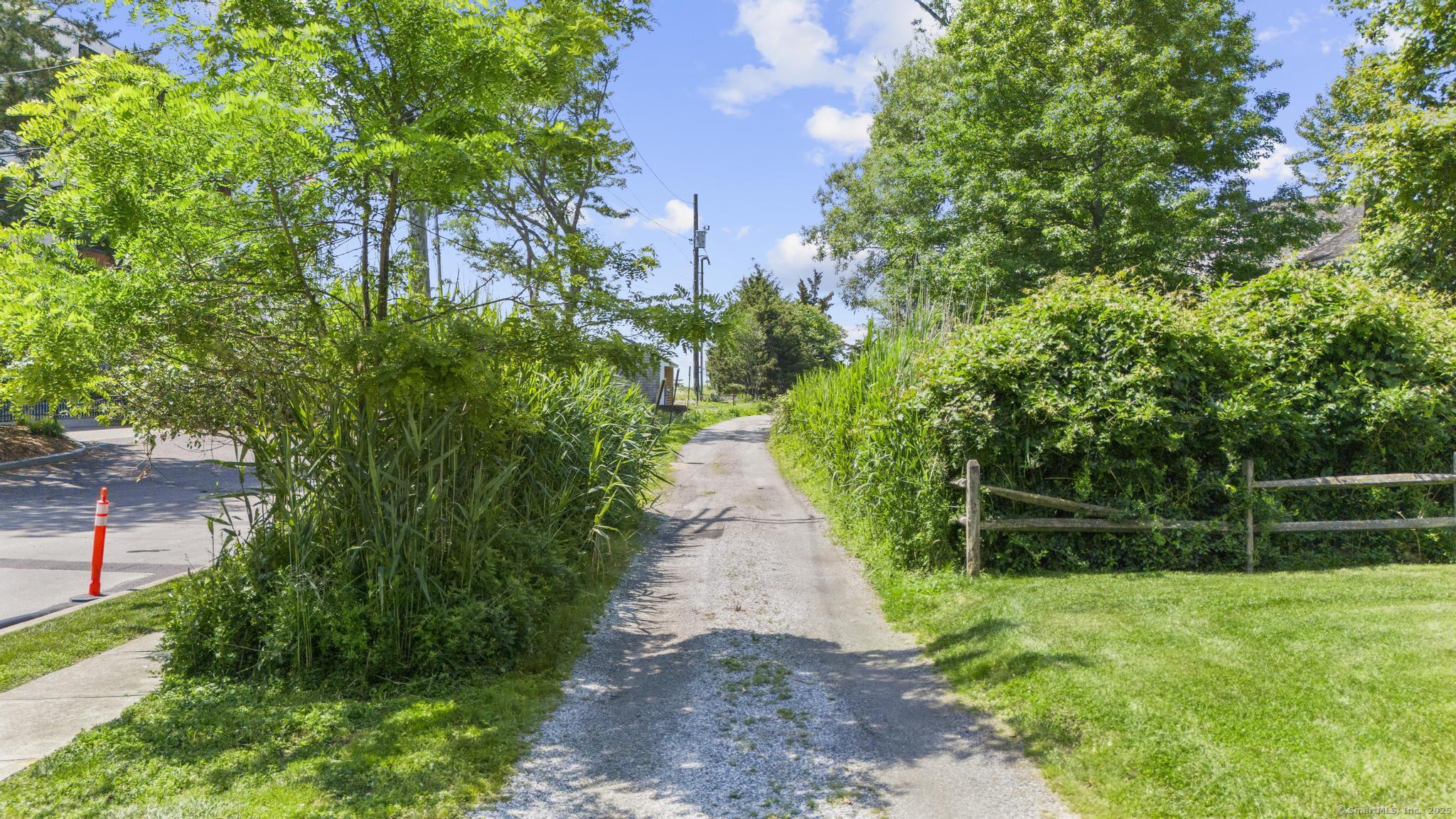 1410 South Pine Creek Road