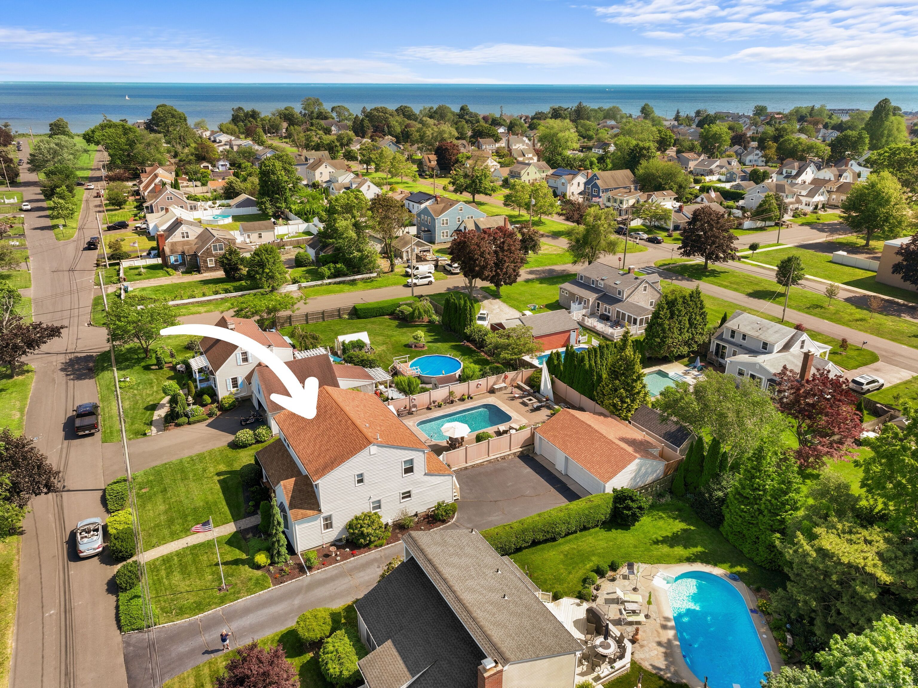 317 Victoria Lawn