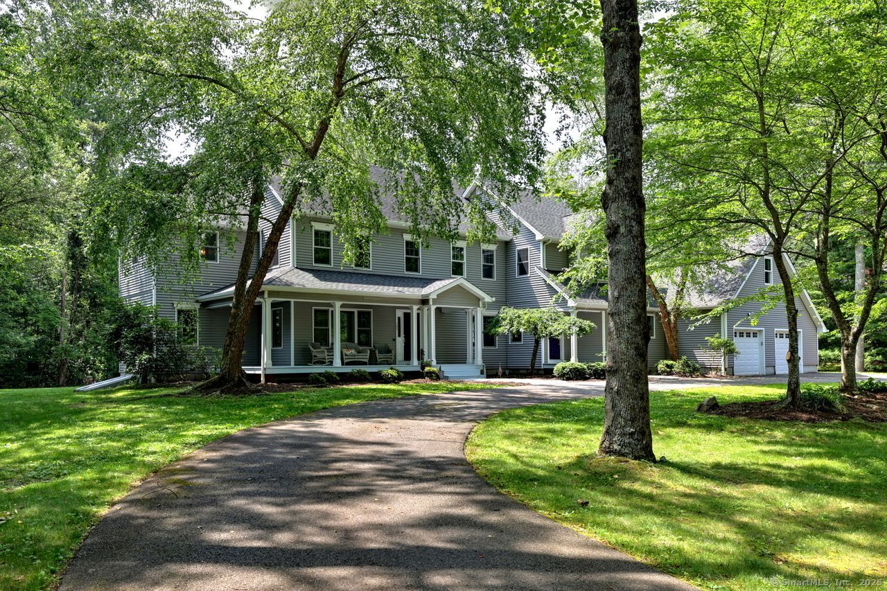 105 Brinsmayd Avenue