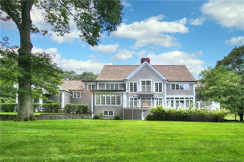 30 Soundview Farm Road