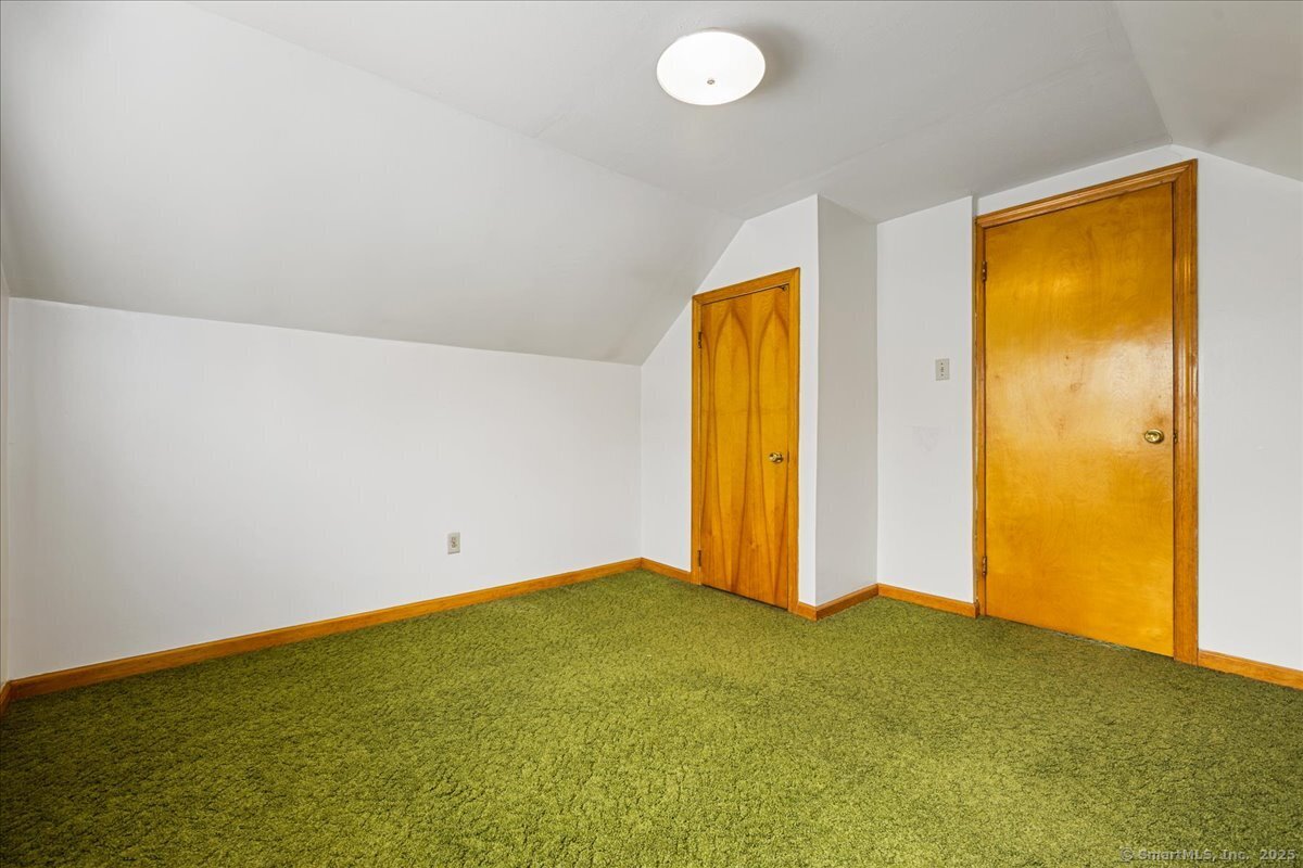 535 Jewett Avenue