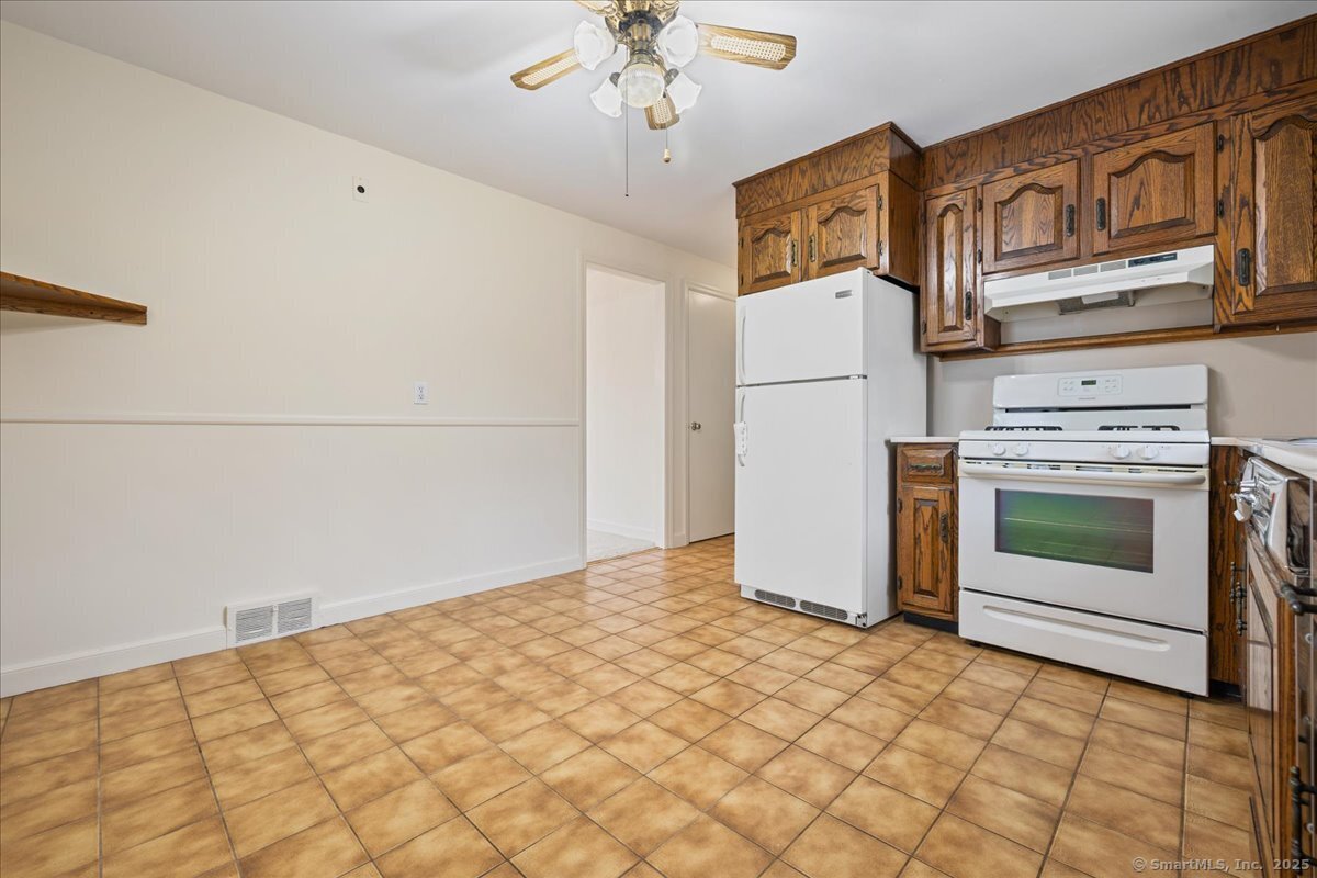 535 Jewett Avenue