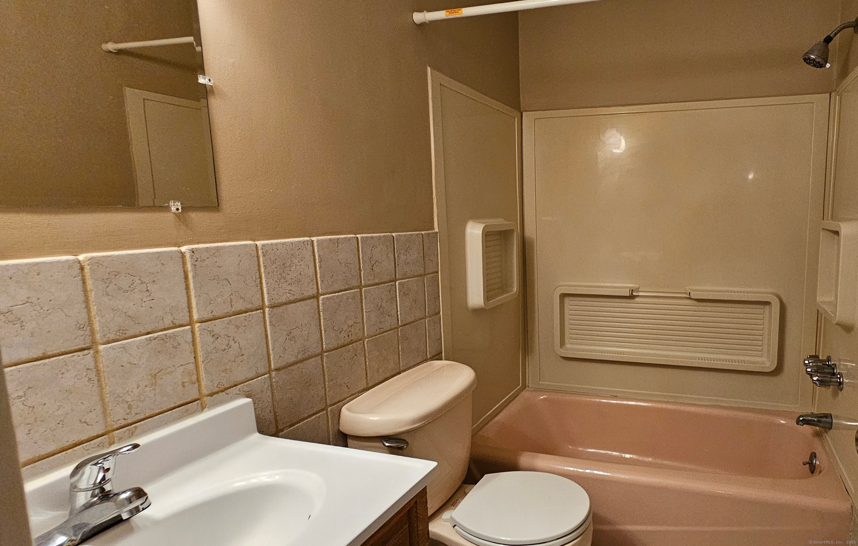 285 Savin Avenue APT B4