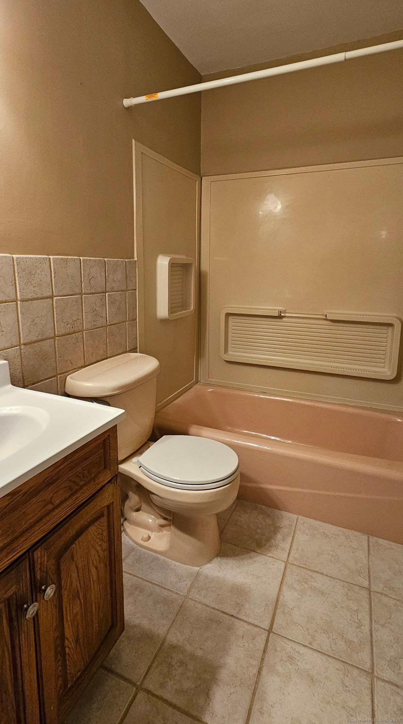 285 Savin Avenue APT B4