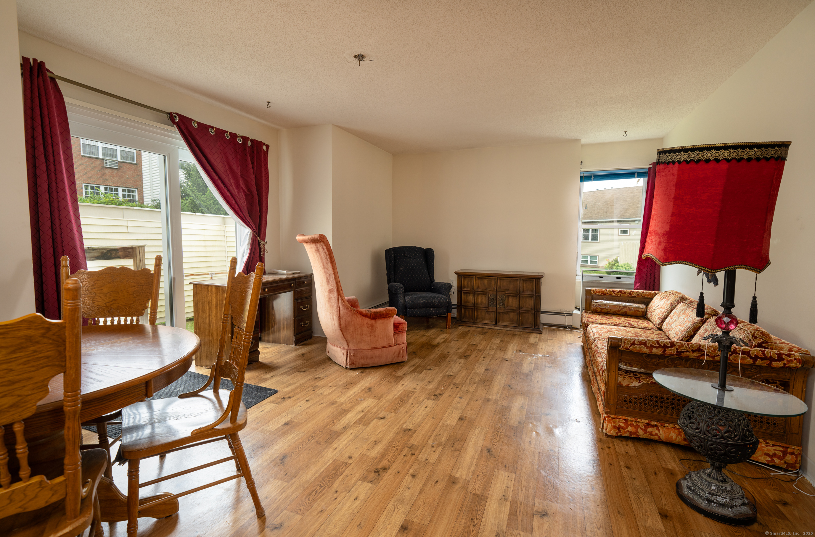 226 Laurel Street APT 4