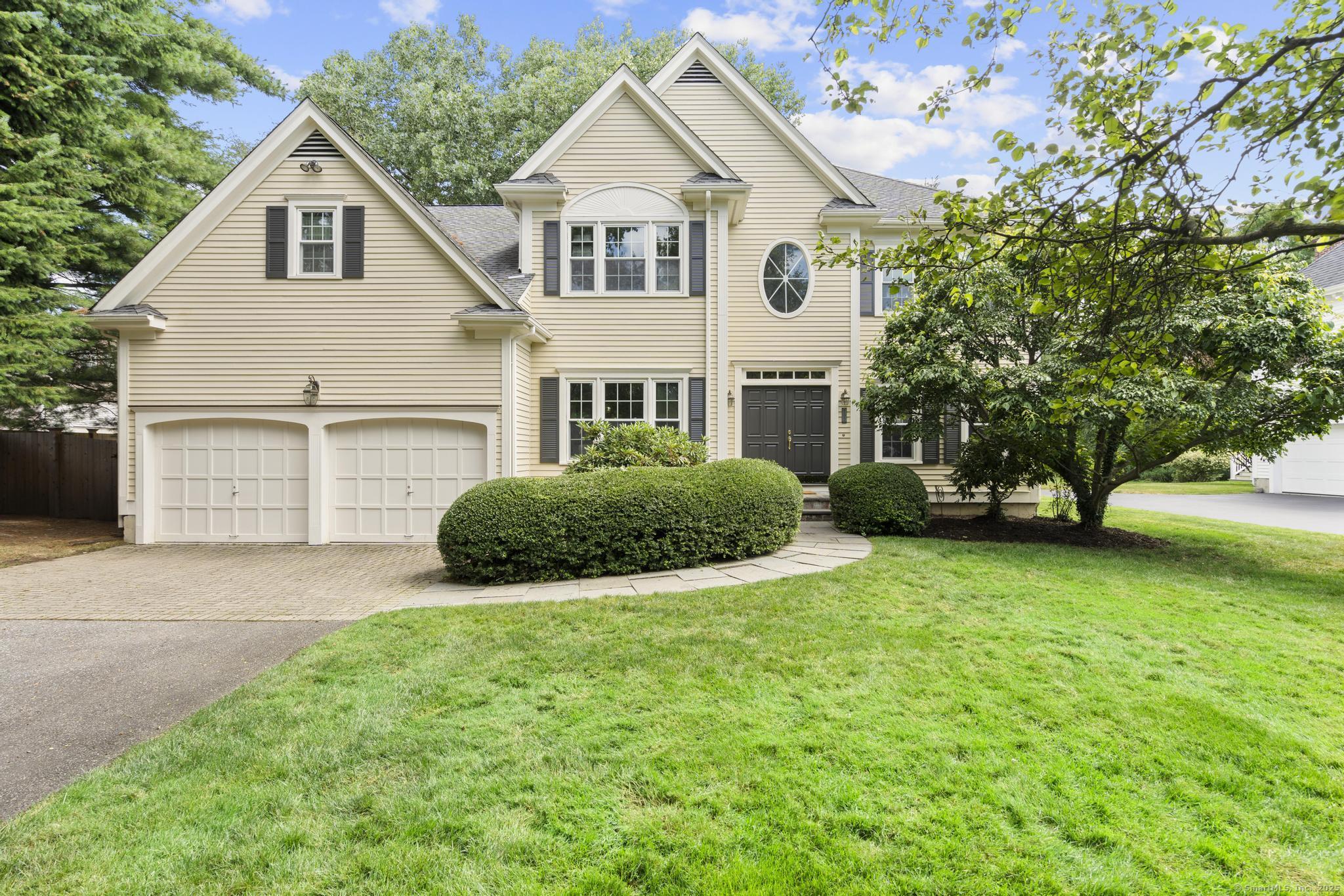 102 West Morgan Avenue