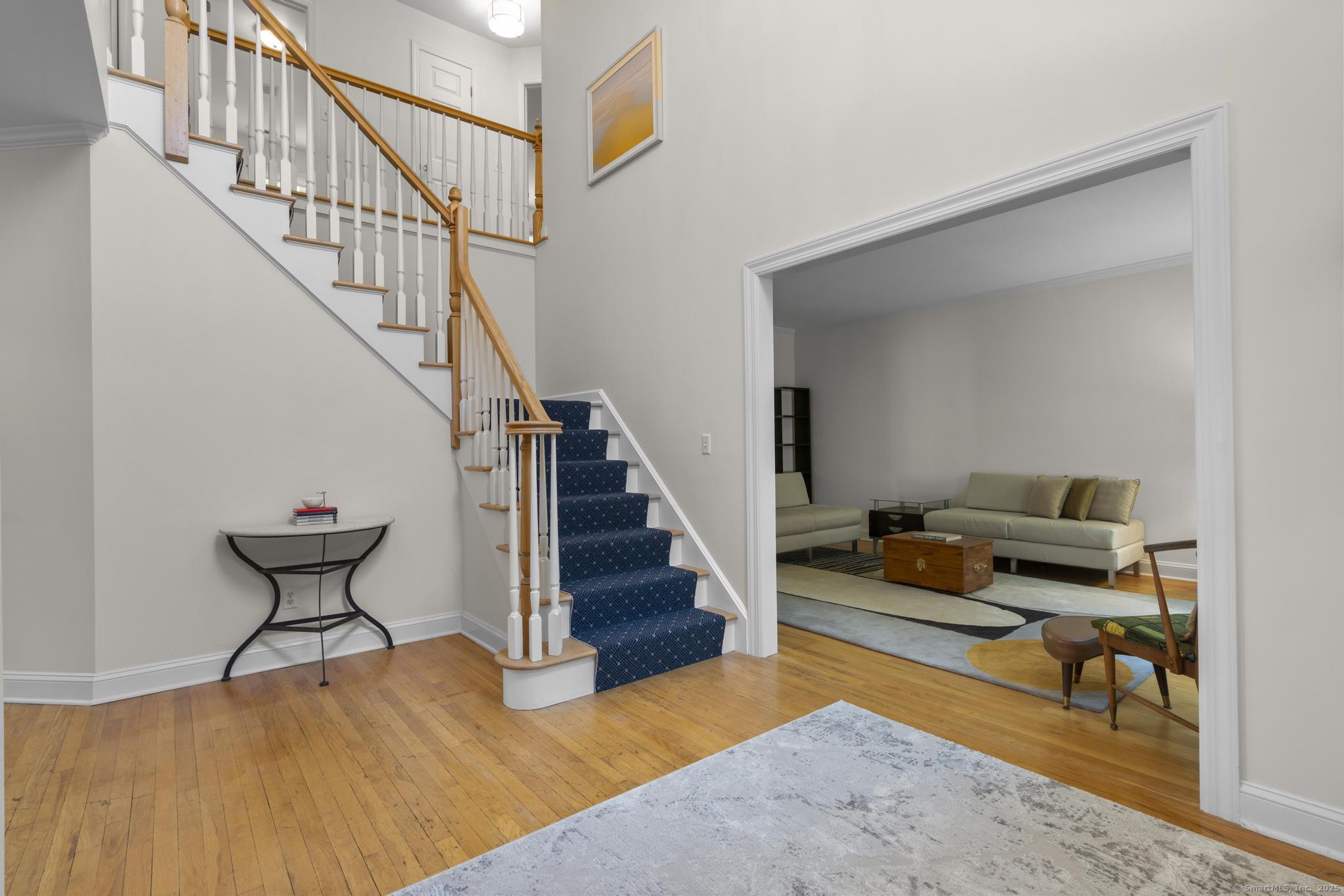102 West Morgan Avenue