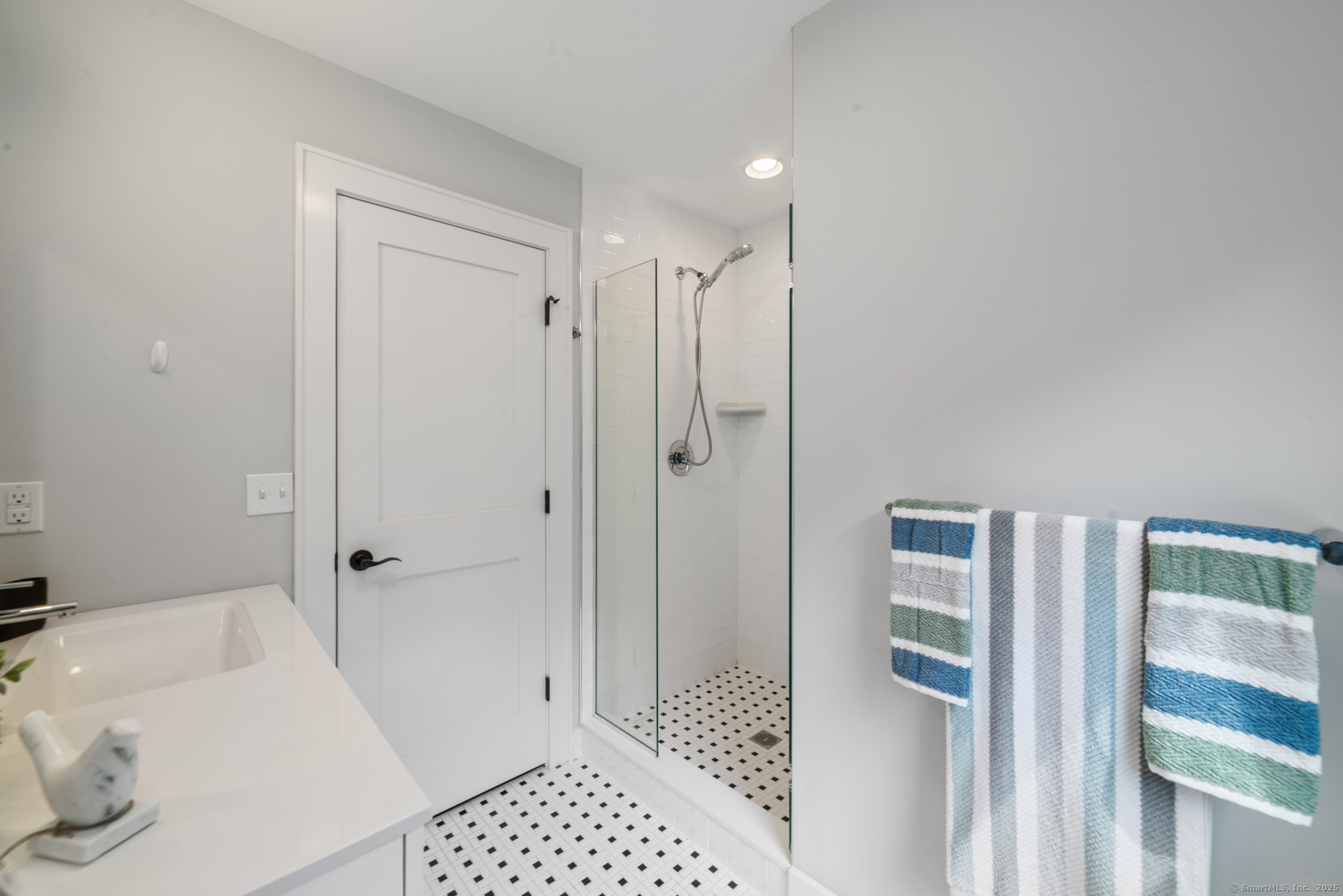 98A Tower Road