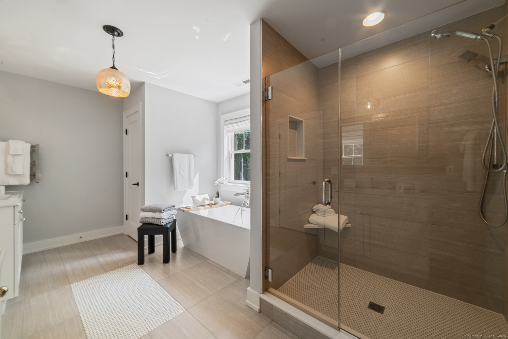 98A Tower Road