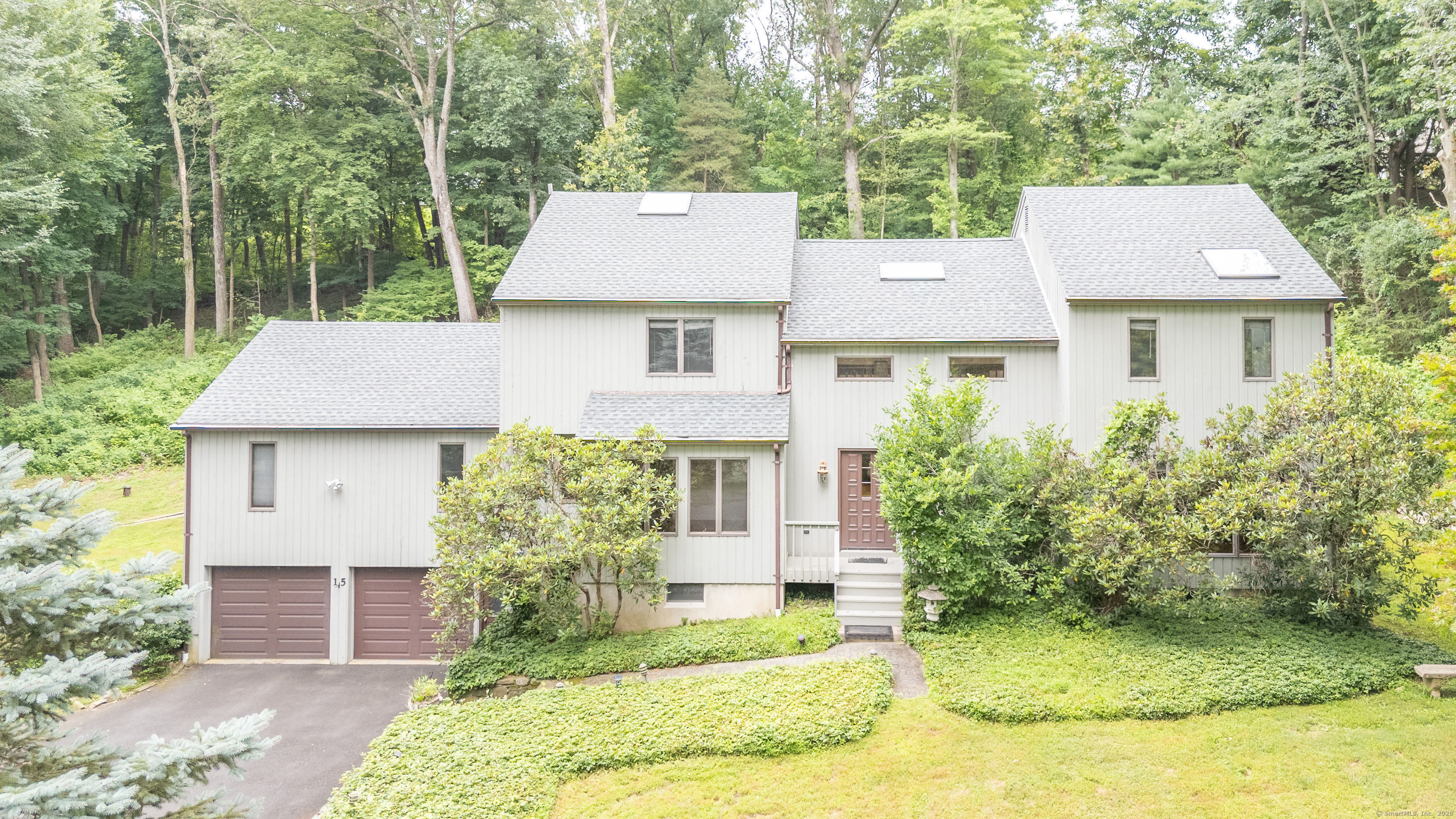 15 Weatherbell Drive