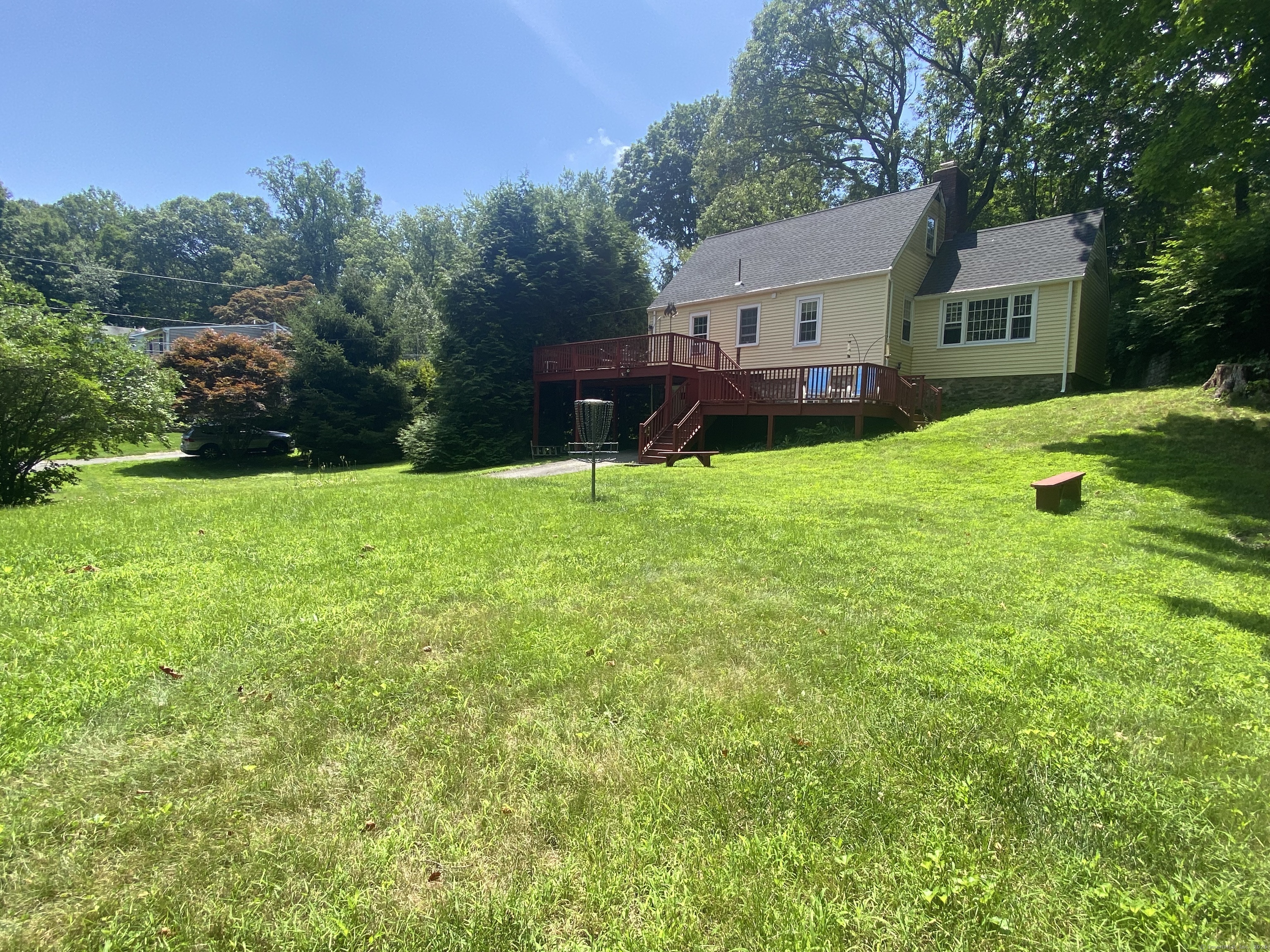29 Grumman Avenue