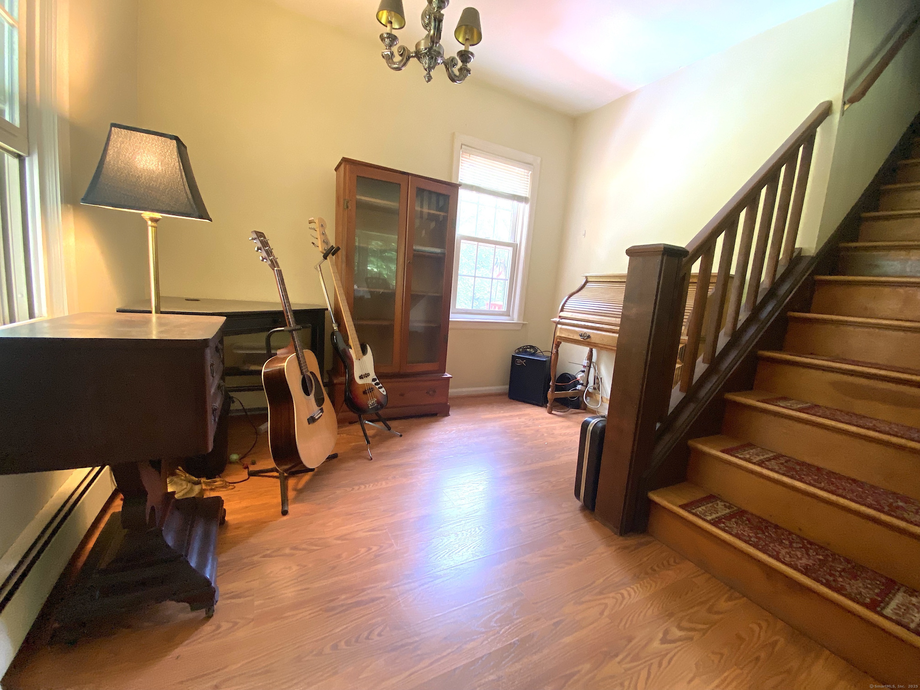 29 Grumman Avenue